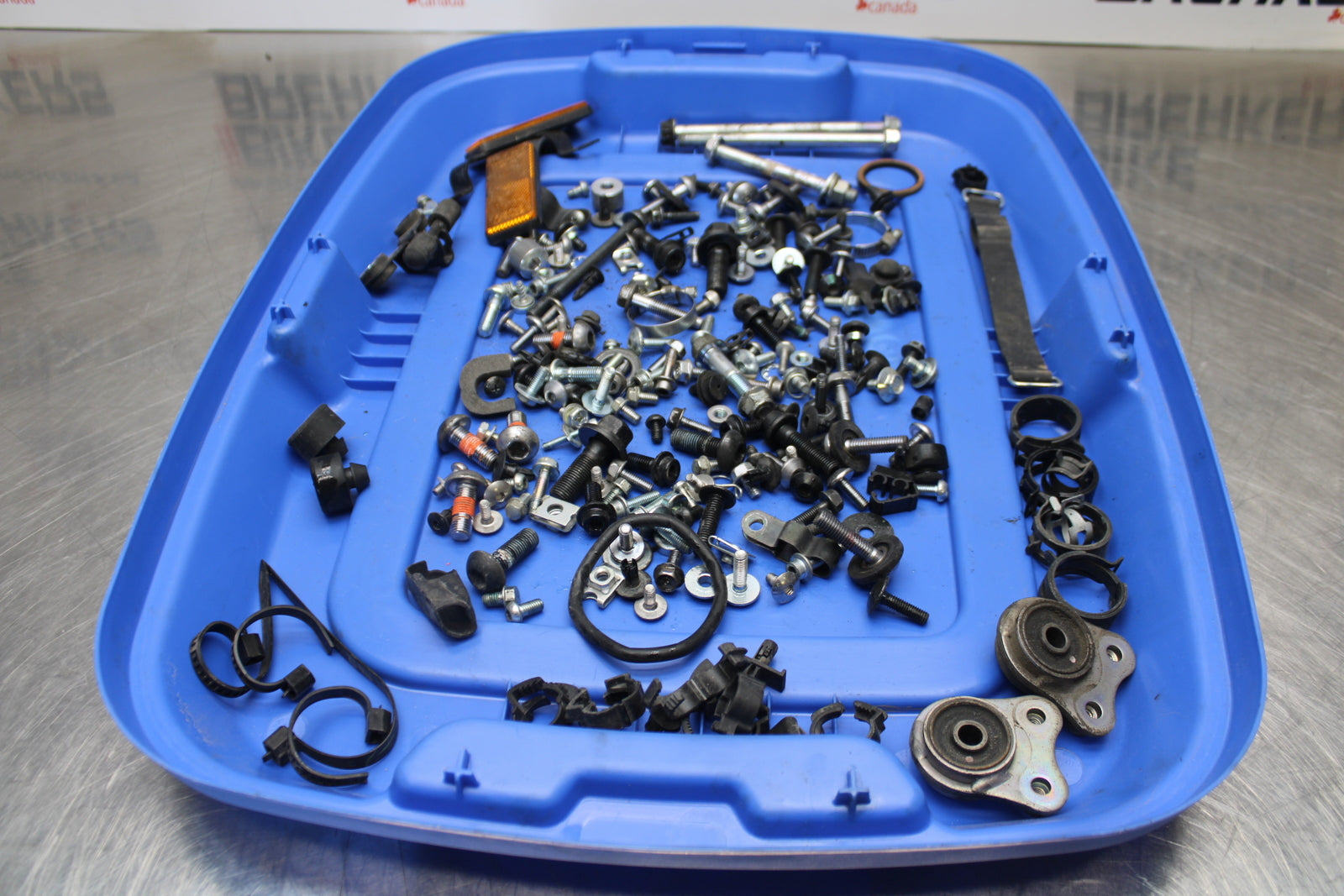 14-17 YAMAHA FZ07 MOUNTING BOLTS HARDWARE MOTOR SCREWS BB162