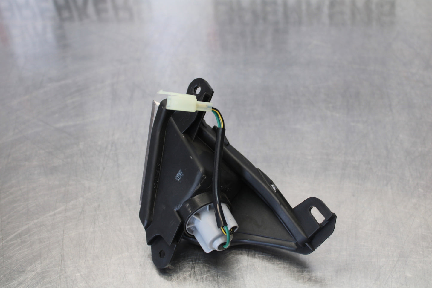 23-24 KAWASAKI NINJA ZX14R NEW!! RIGHT FRONT TURN SIGNAL LIGHT INDICATOR BB169