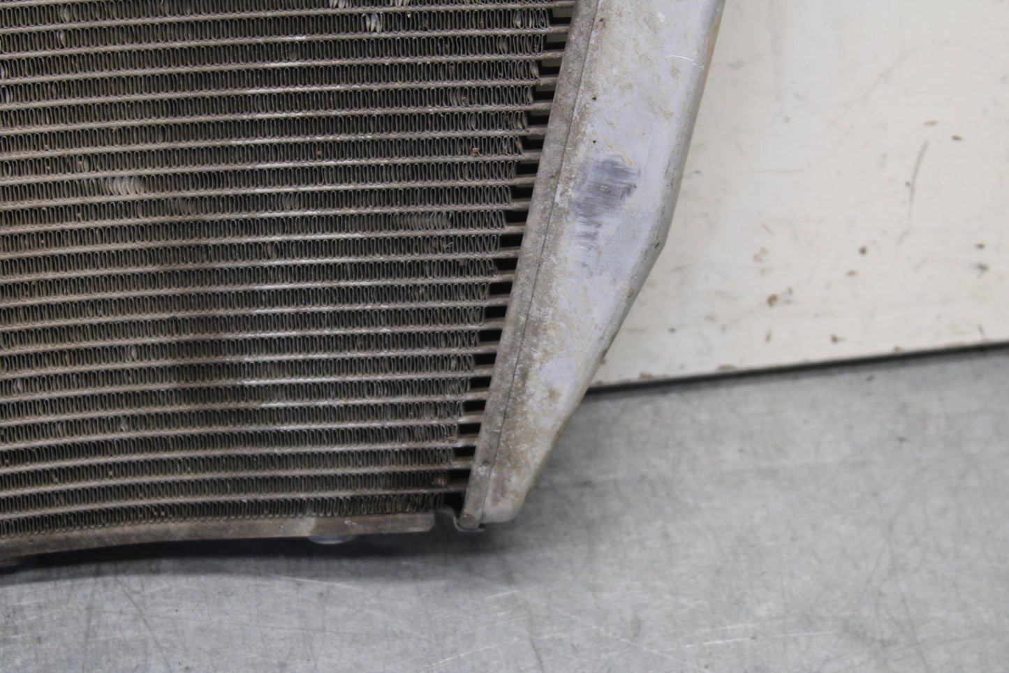 05-06 SUZUKI GSXR1000 ENGINE RADIATOR COOLER COOLING RADIATER 17710-41G00 BB663