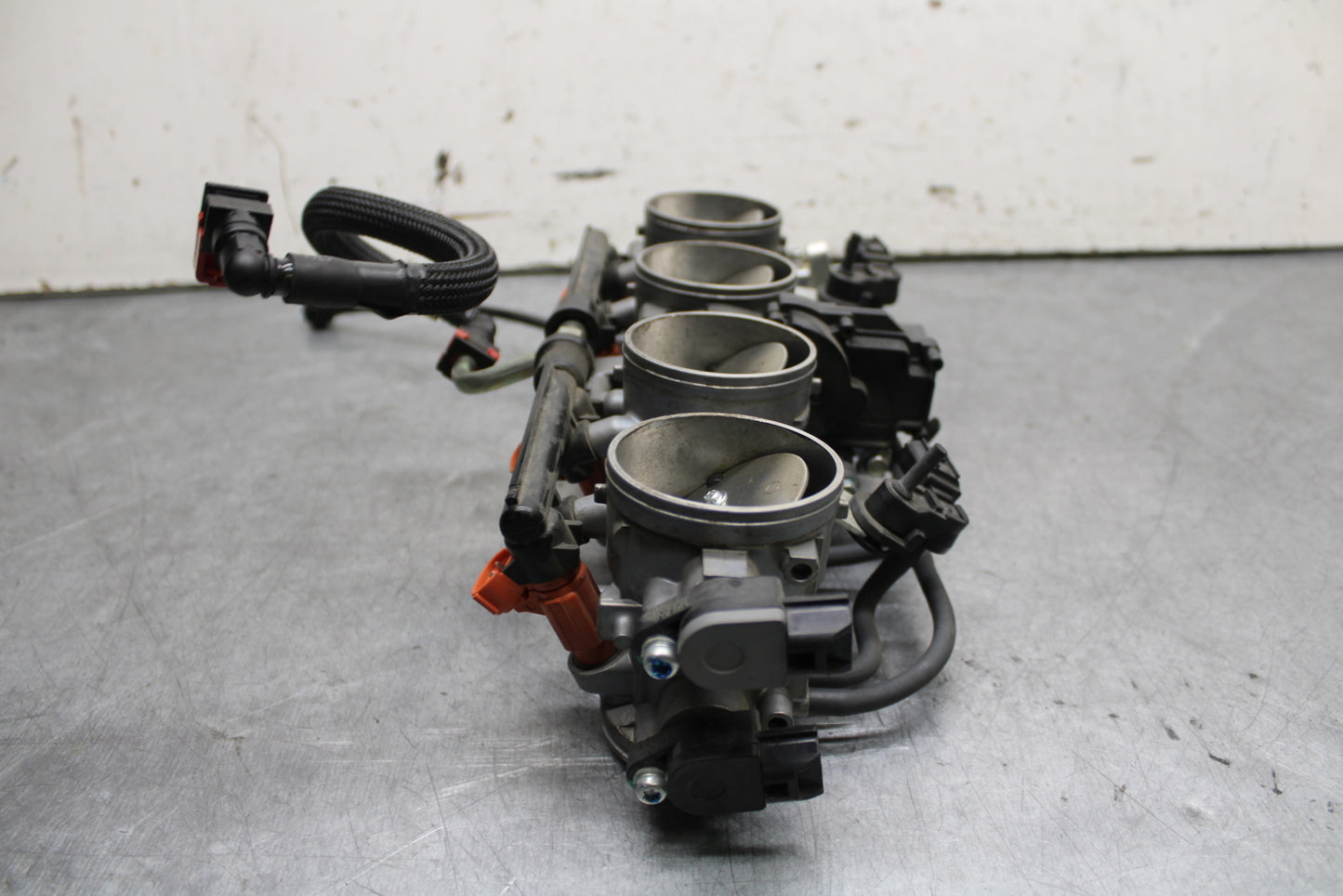 13-18 KAWASAKI NINJA ZX6R MAIN FUEL INJECTORS / THROTTLE BODIES 16163-0772 BB666