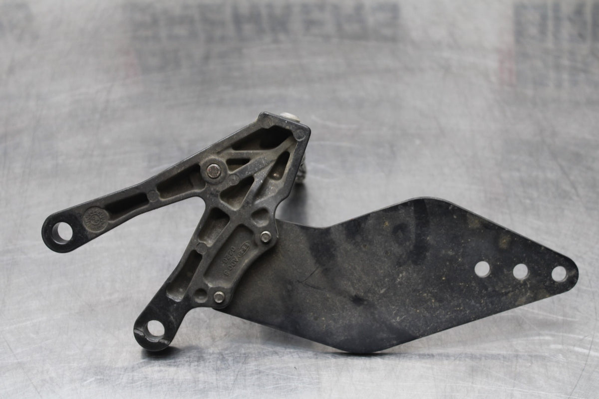 08 KAWASAKI NINJA ZX10R LEFT REARSET REAR SET DRIVER FOOT PEG REST STOP BB201