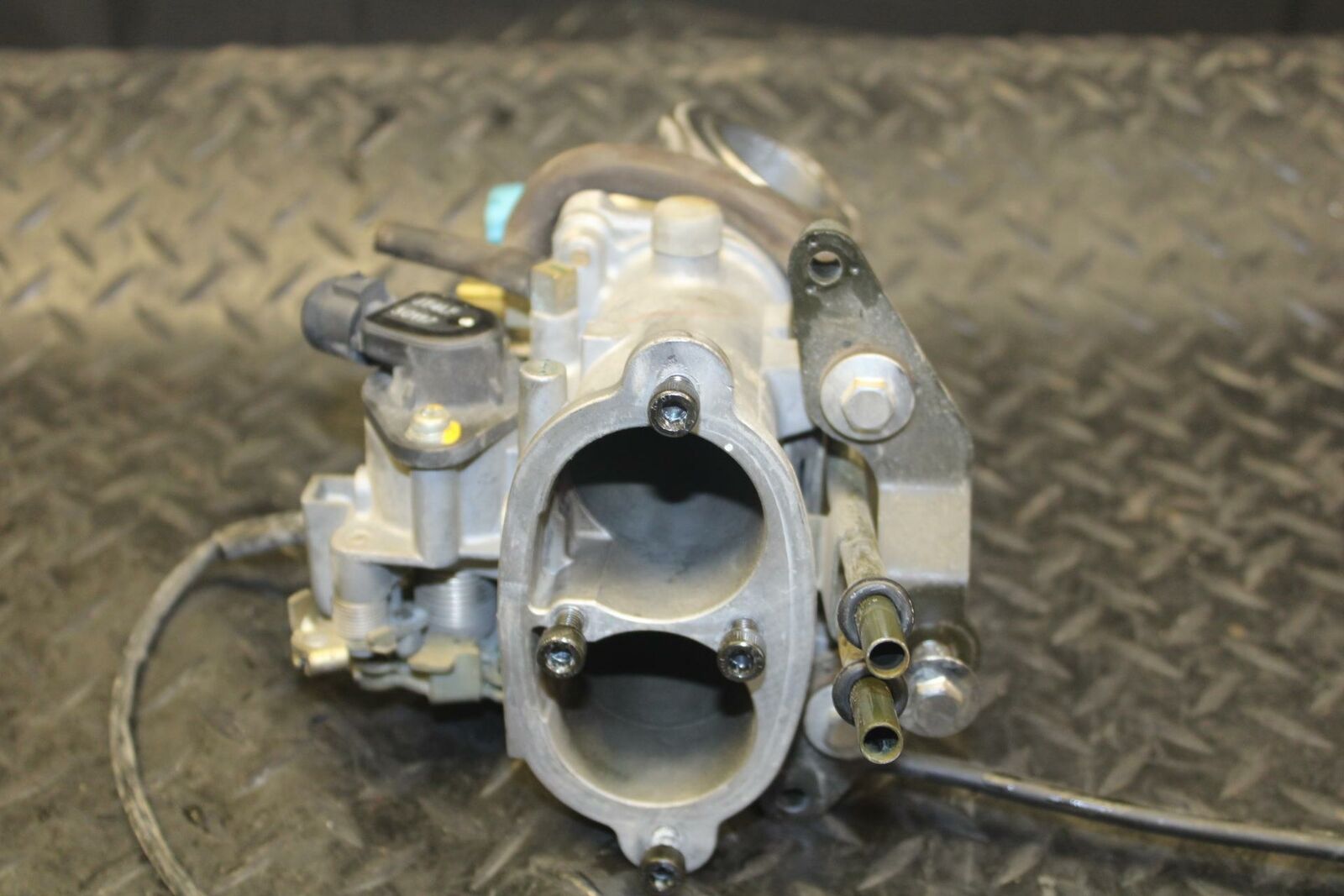 03-08 KAWASAKI VULCAN 1600 THROTTLE BODY BODIES  BB193