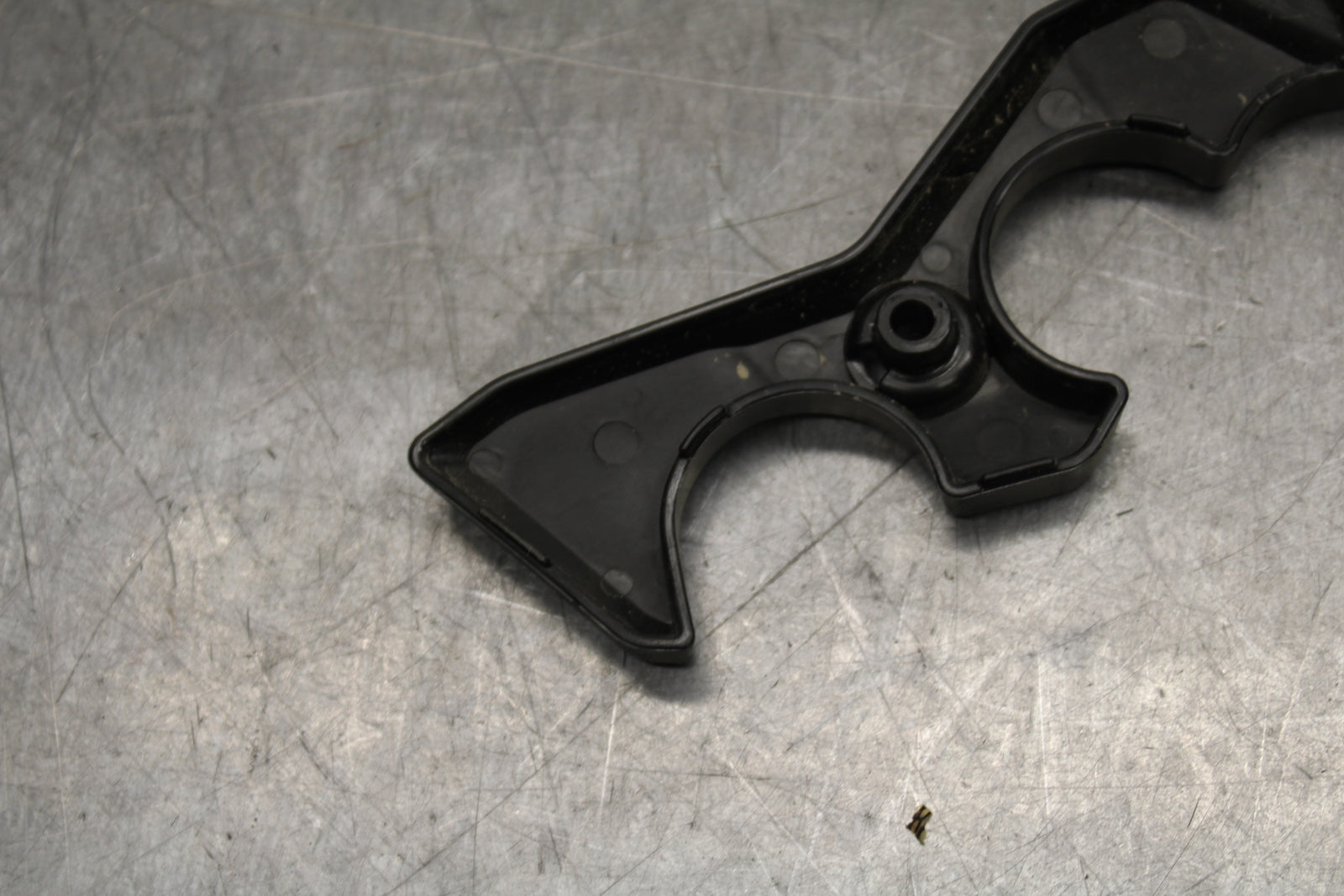 24 KAWASAKI NINJA 500 ABS RIGHT FRAME/ REARSET SIDE COVER COWL PANEL TRIM BB730