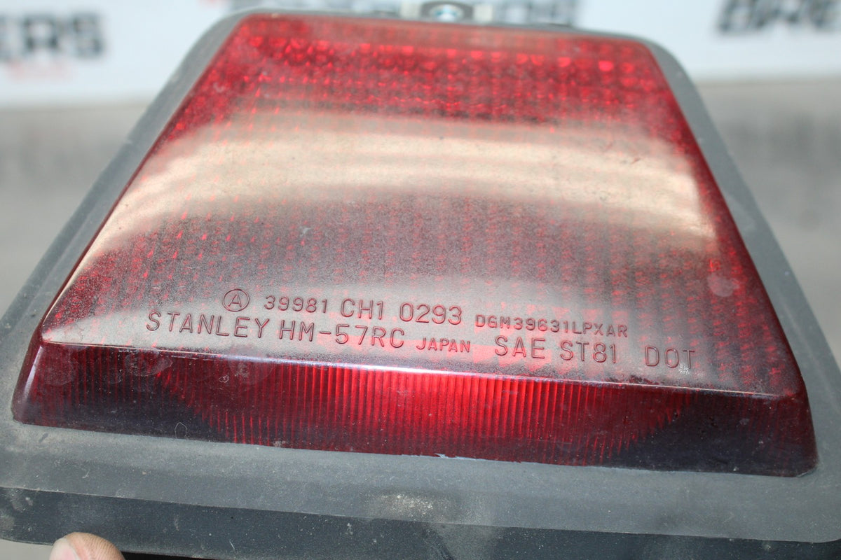 84 HONDA INTERCEPTOR 1000 VF1000F REAR TAIL TAILLIGHT BACK BRAKE LIGHT BB878
