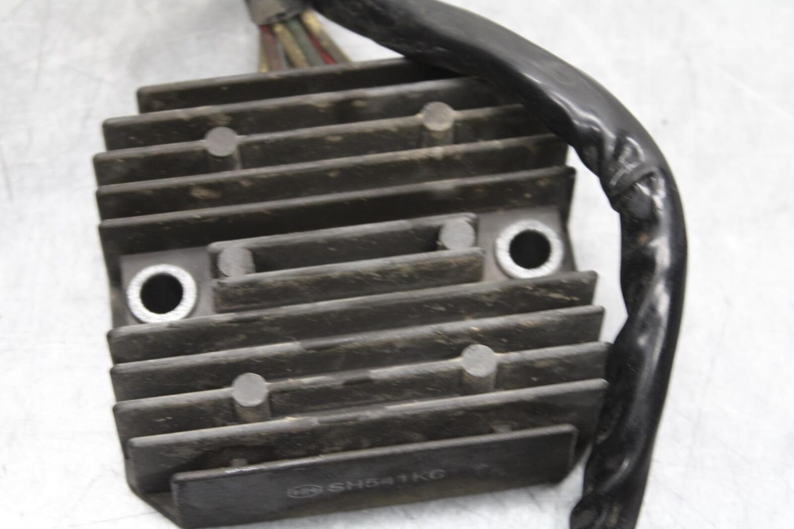 2007 Honda Shadow Spirit 1100 VT1100C RECTIFIER VOLTAGE REGULATOR BB561
