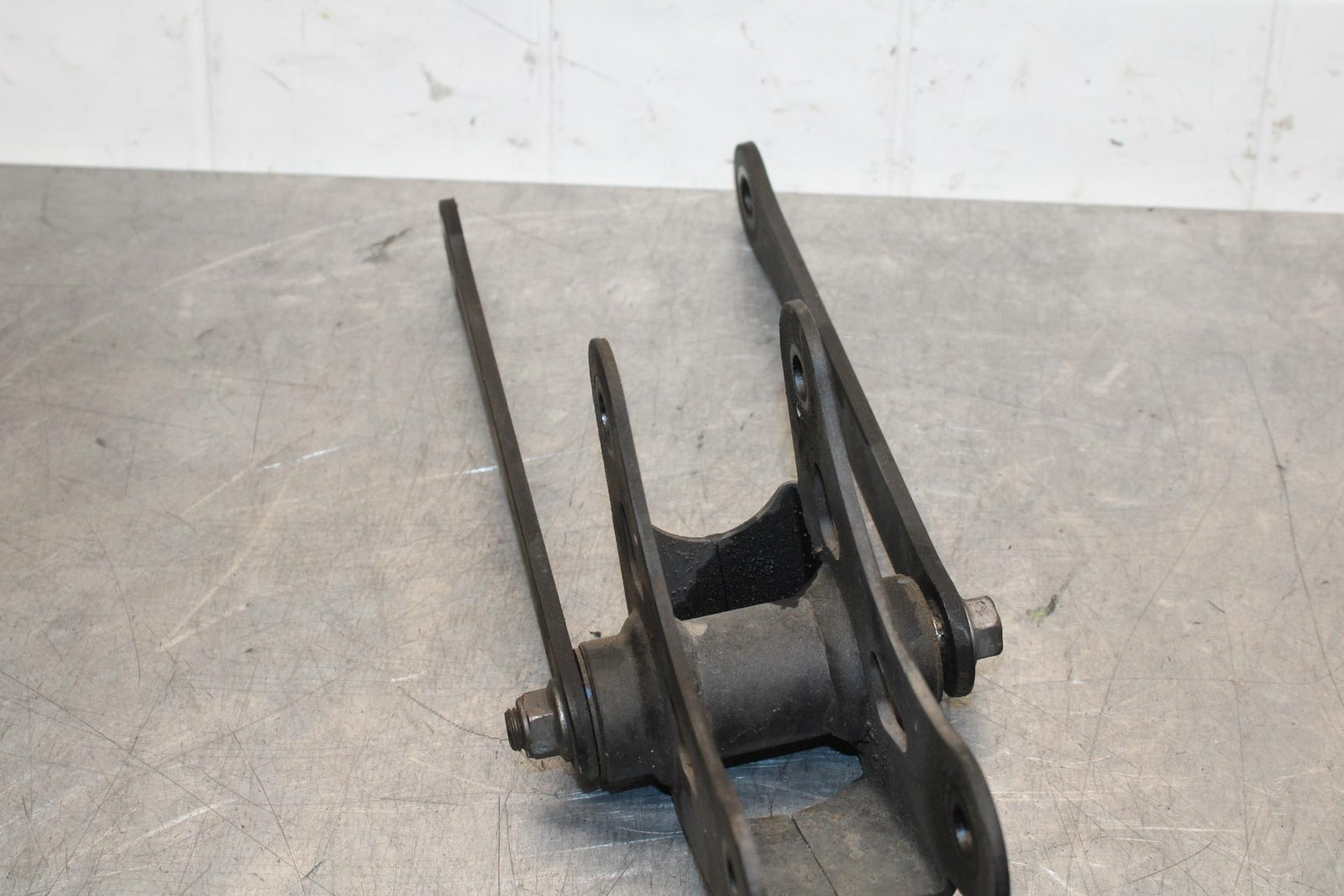 19-22 KAWASAKI Z400 REAR DOGBONE SHOCK LINKAGE LINK BB586