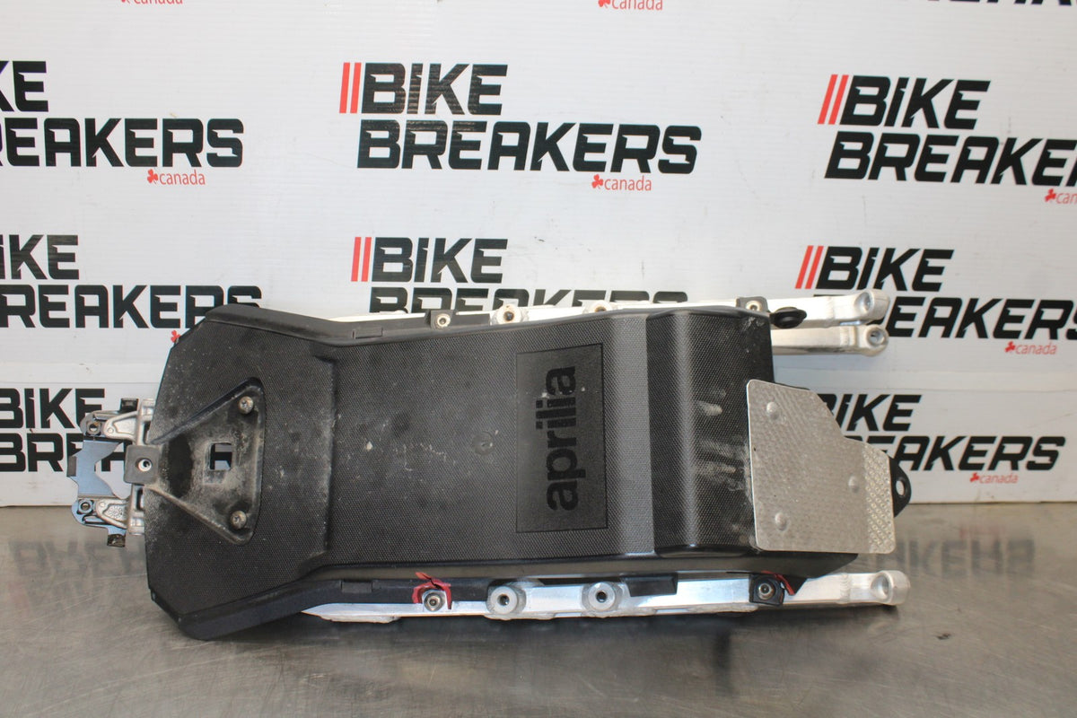 16 APRILIA TUONO V4 1100 REAR SUBFRAME BACK SUB FRAME BB905