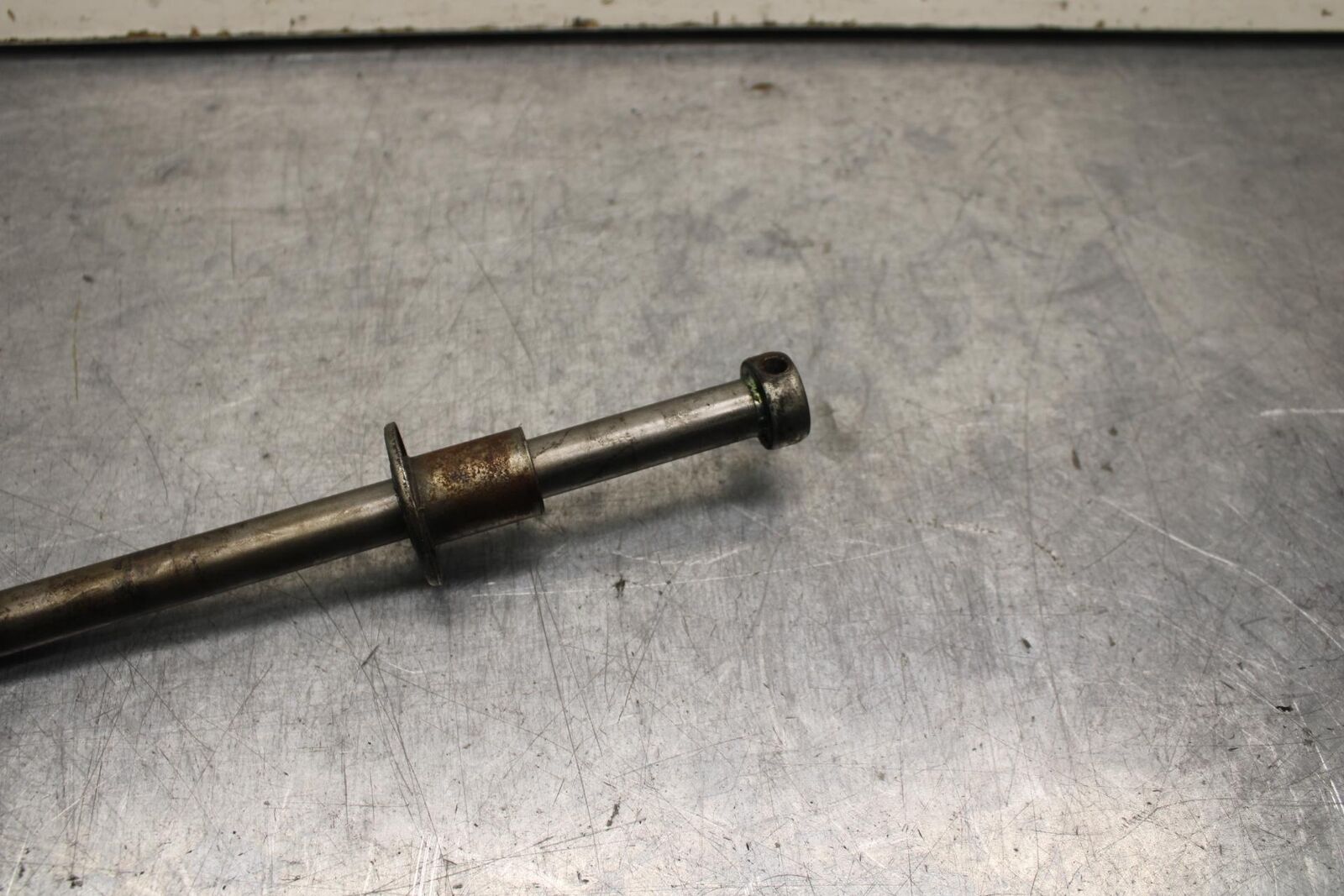 80-81 SUZUKI GS1000GL FRONT WHEEL RIM AXLE PIVOT BOLT BB103