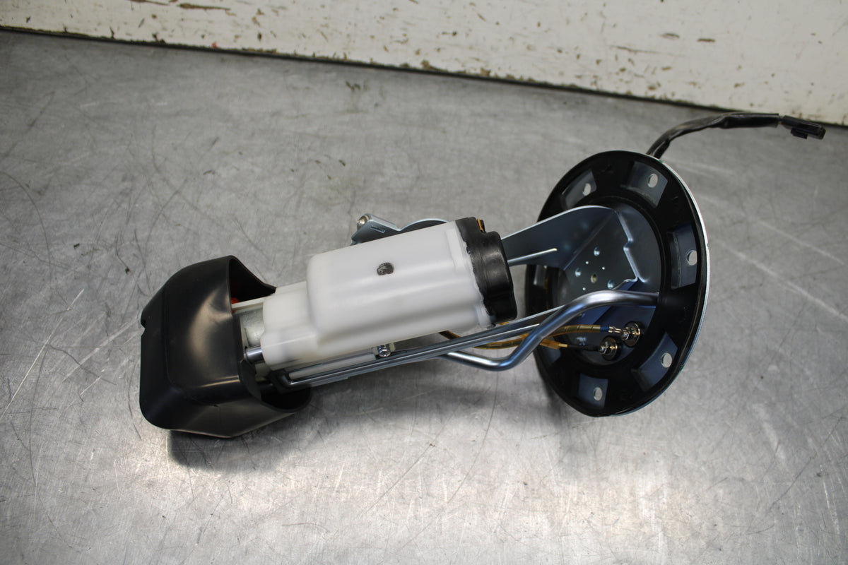 14 HONDA CTX1300A FUEL GAS PUMP BB732