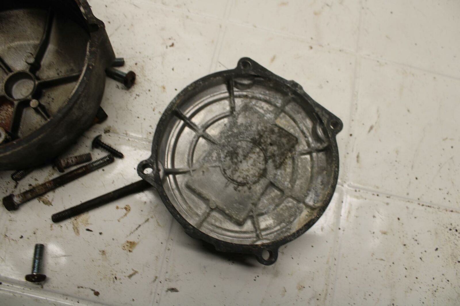 80-83 YAMAHA MAXIM 650 XJ650 STATOR COVER W/ ENGINE SIDE COVER BB403