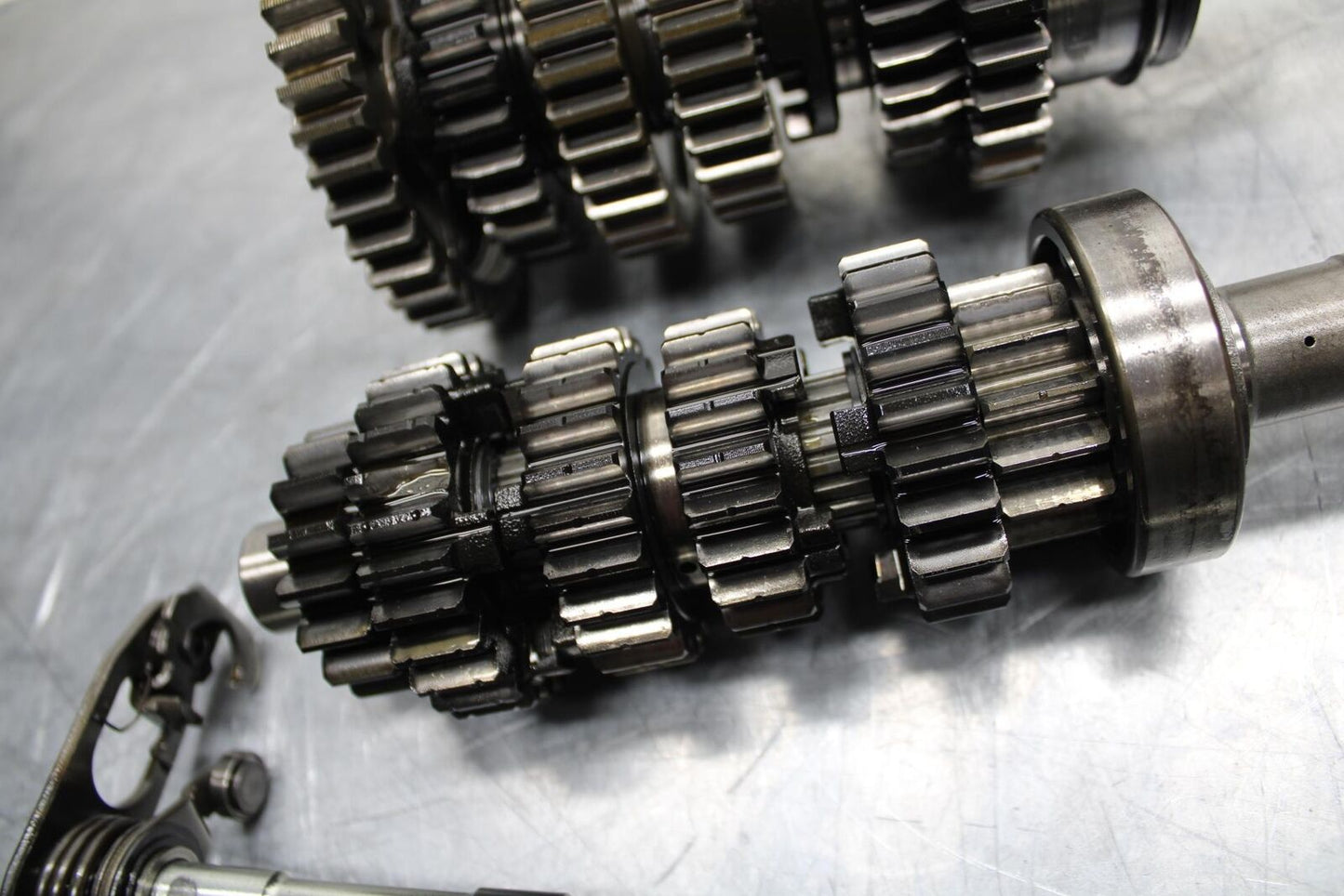 09-14 YAMAHA YZF R1 ENGINE TRANSMISSION TRANNY GEARS 14B-17411-00-00 BB471