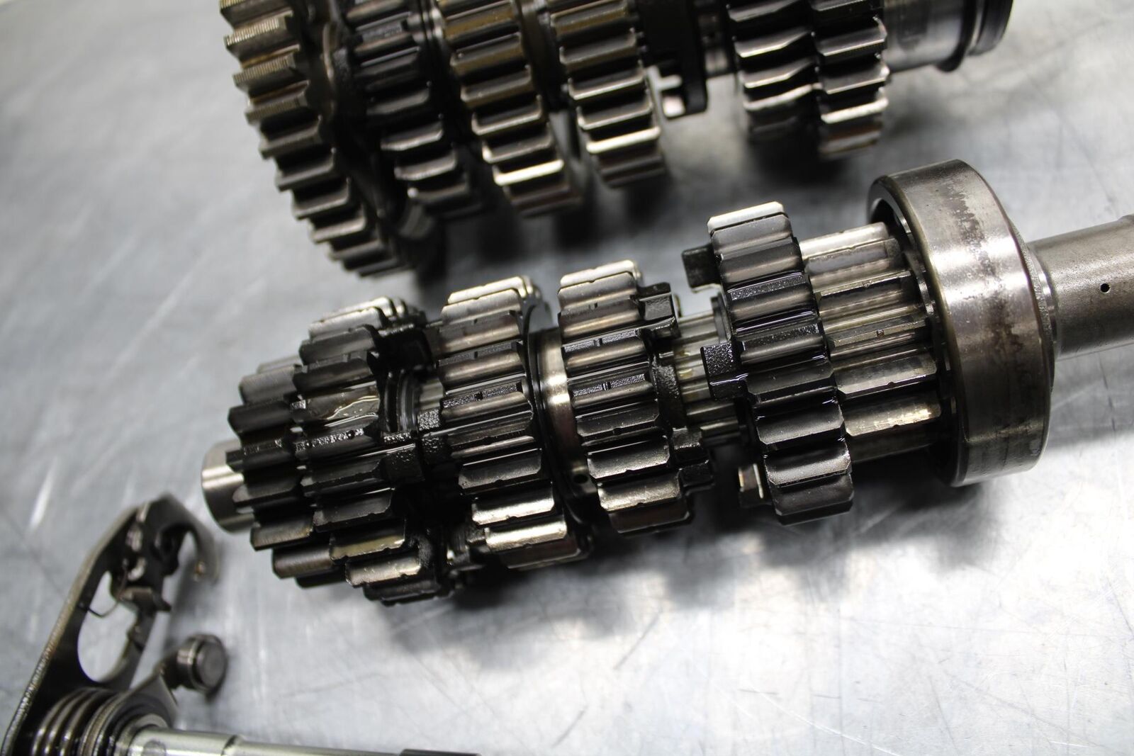 09-14 YAMAHA YZF R1 ENGINE TRANSMISSION TRANNY GEARS 14B-17411-00-00 BB471