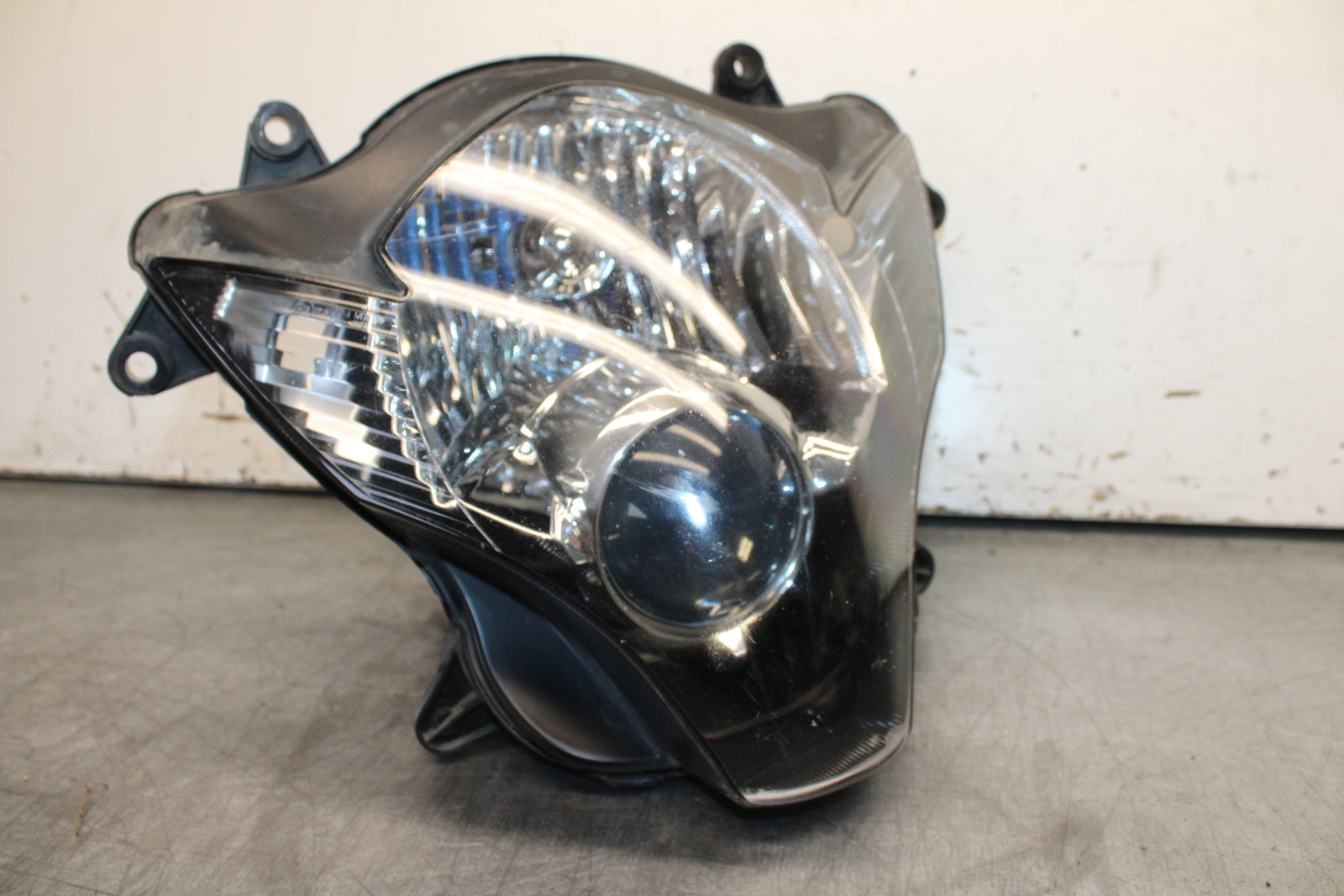 06-07 SUZUKI GSXR 600 FRONT HEADLIGHT HEAD LIGHT LAMP BB243