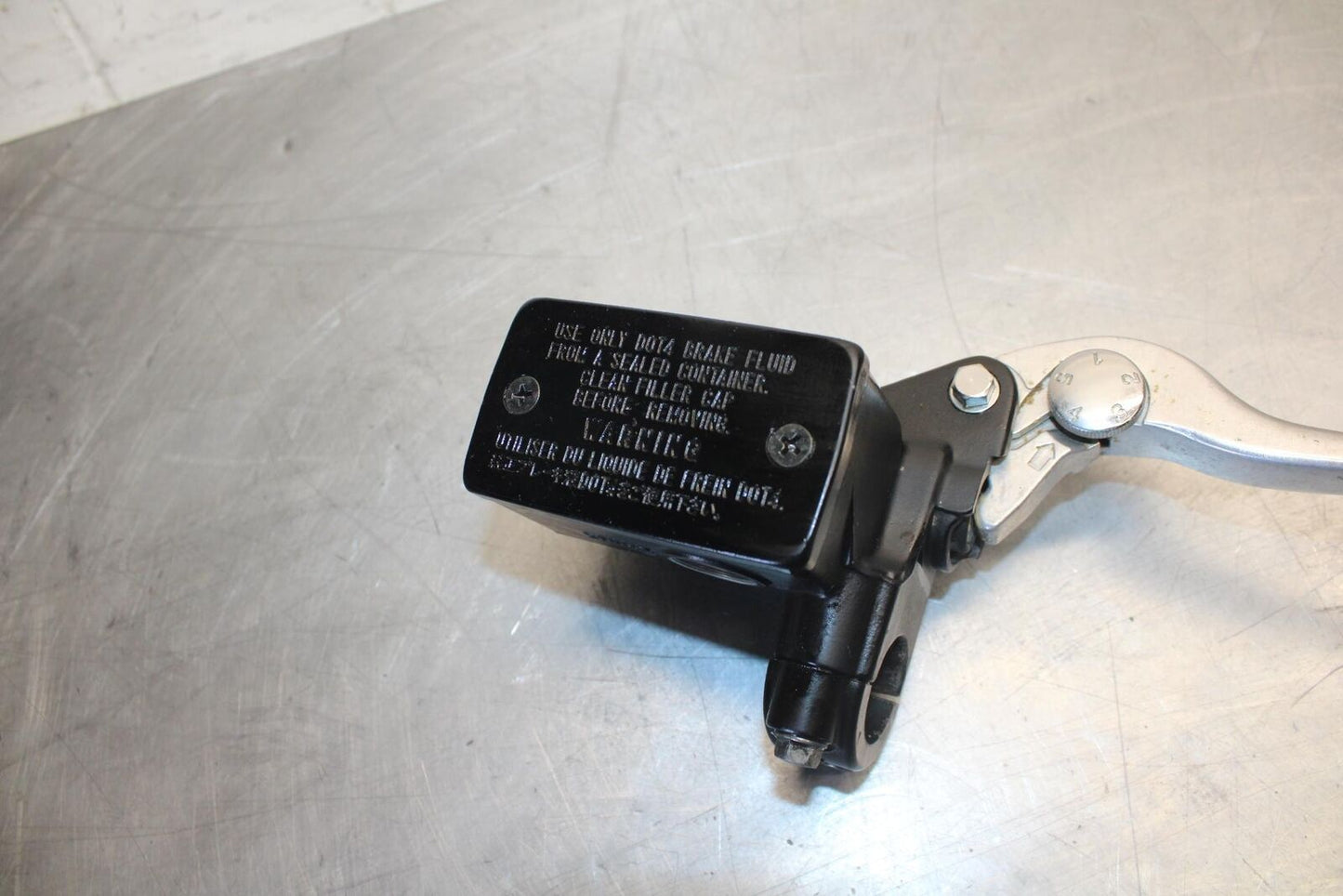 2016 Suzuki Bandit GSF1250SA ABS FRONT BRAKE MASTER CYLINDER w/ LEVER BB509