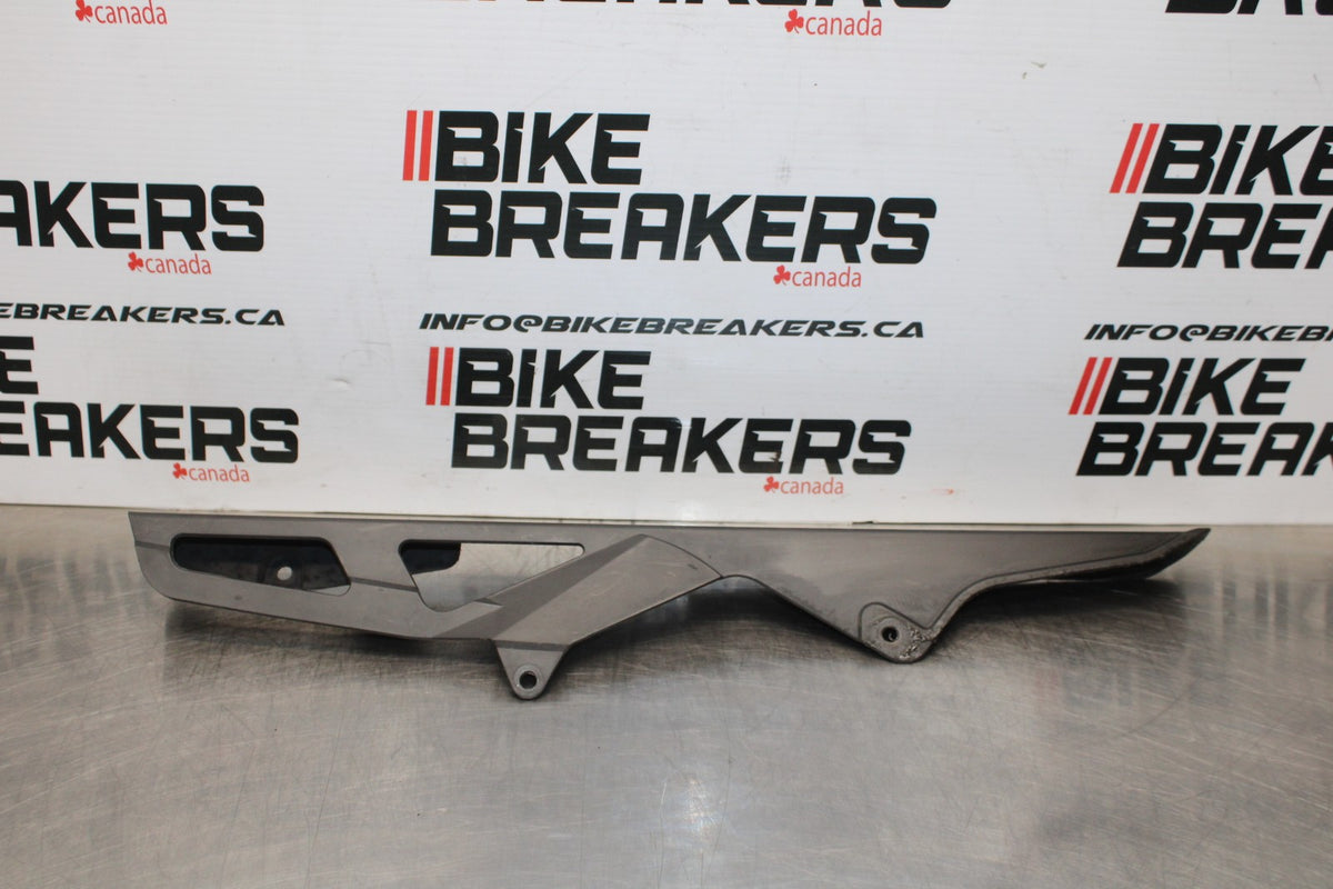 07 SUZUKI GSXR1000 REAR BACK DRIVE CHAIN GUARD COVER SHIELD BB770