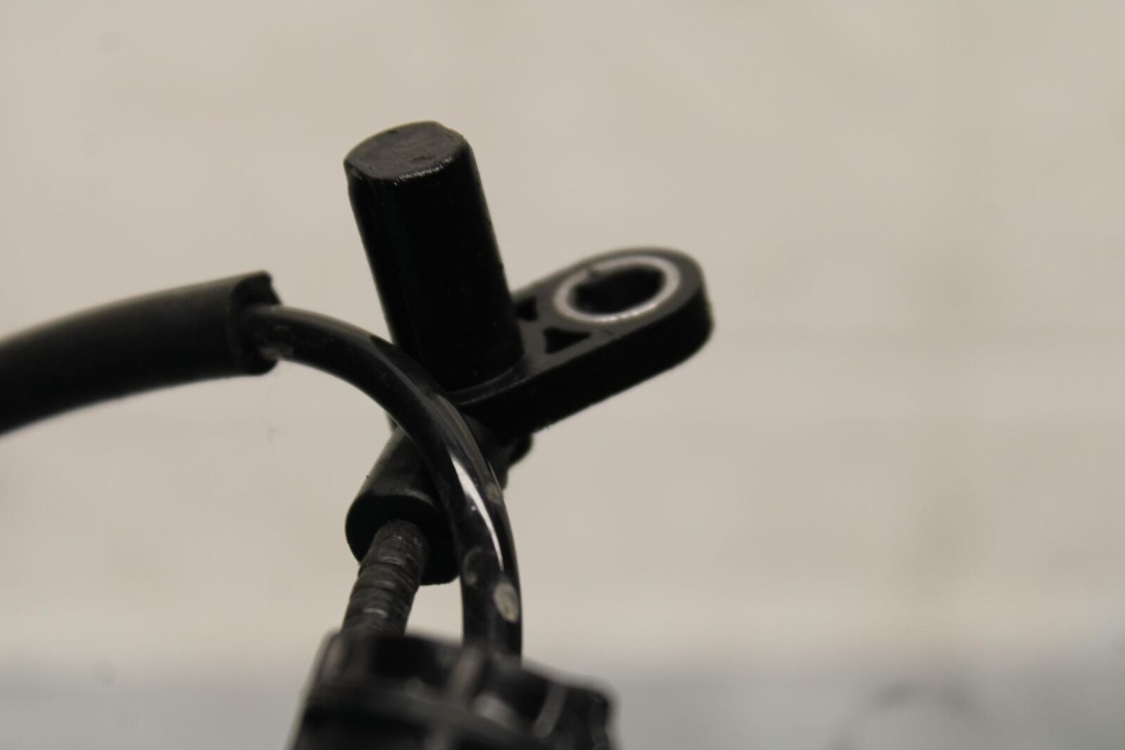 20 KAWASAKI Z400 ER400 ABS REAR ABS BRAKE SENSOR BB586