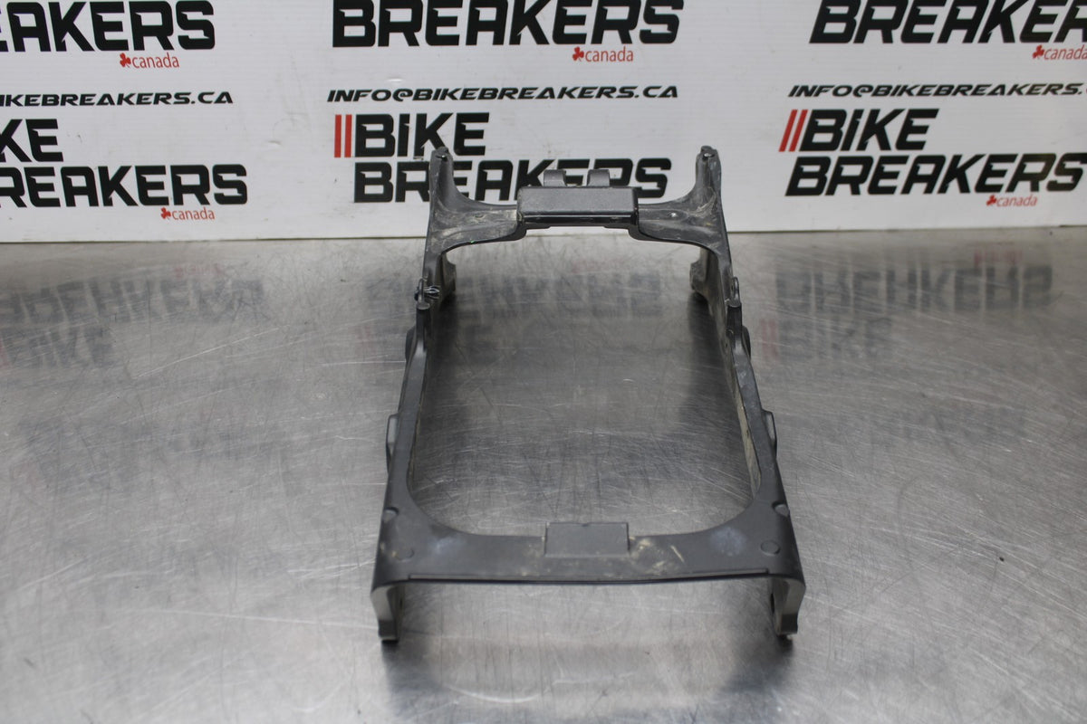 24-25 KAWASAKI NINJA ZX6R FRONT SUBFRAME SUB FRAME BB785