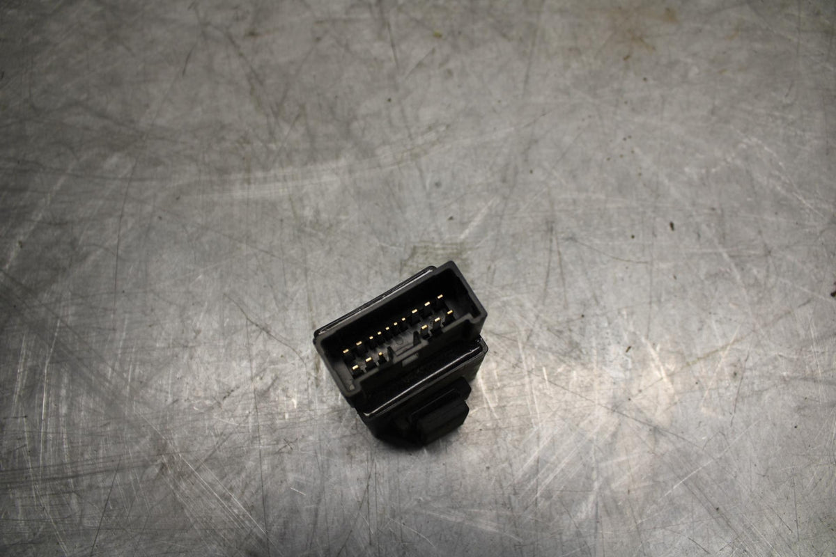 17-19 YAMAHA FZ09 FUEL PUMP SWITCH BB480