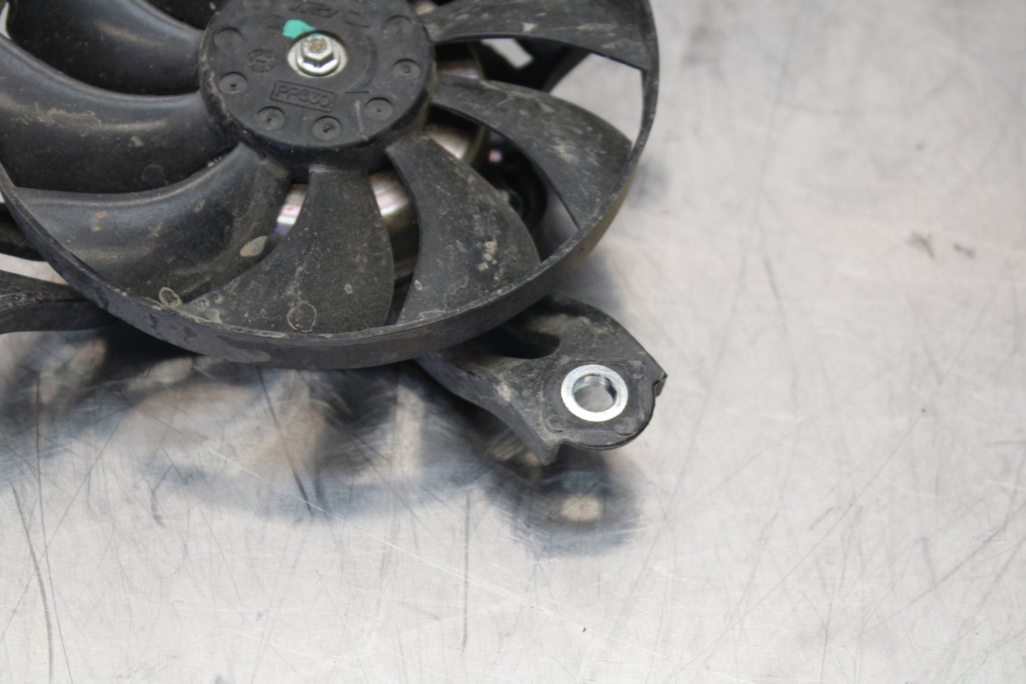 15-16 HONDA CB300F ENGINE RADIATOR COOLING FAN BB150