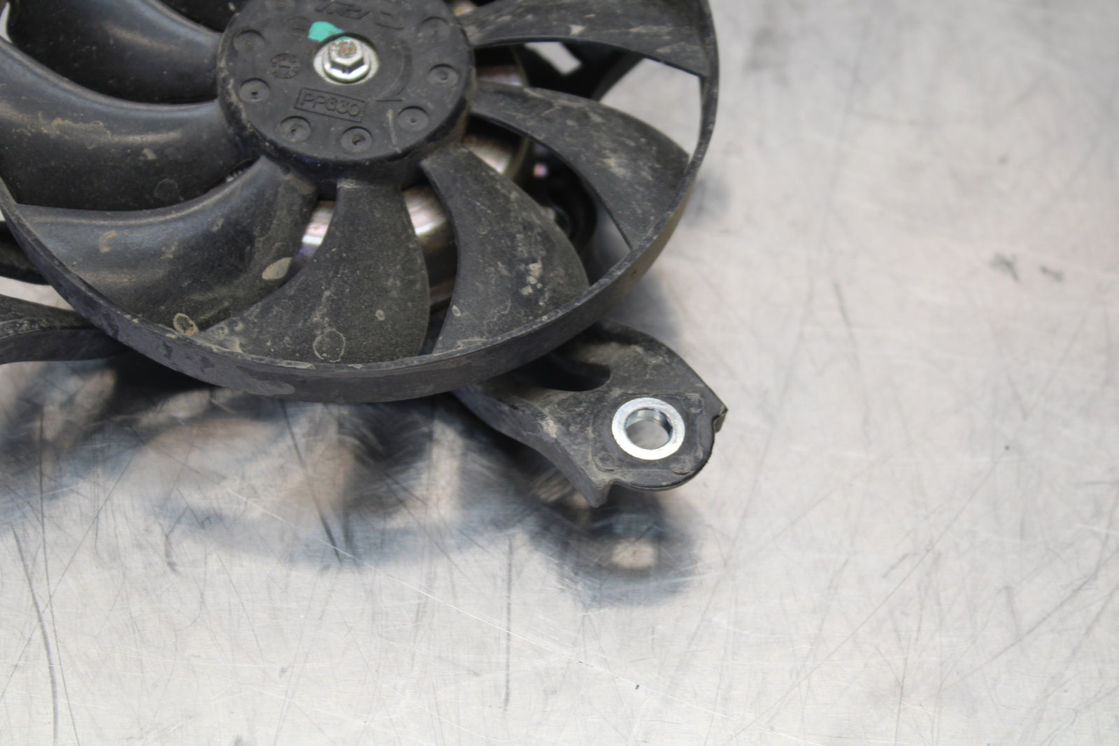 15-16 HONDA CB300F ENGINE RADIATOR COOLING FAN BB150