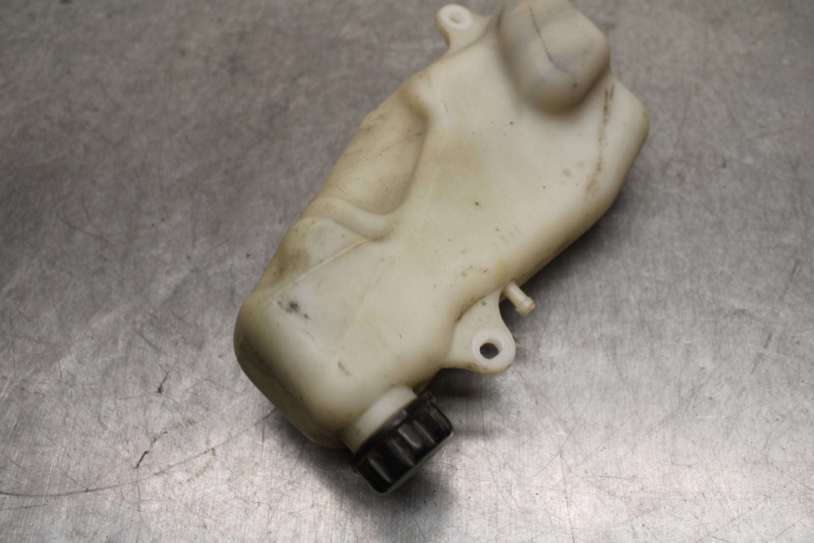 93-94 KAWASAKI NINJA ZX7R COOLANT WATER TANK RESERVOIR BOTTLE BB122