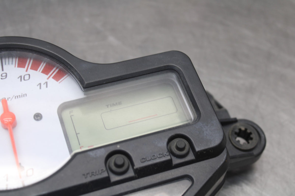 98-05 HONDA SUPER HAWK 1000 VTR1000F SPEEDO TACH GAUGES DISPLAY CLUSTER BB924