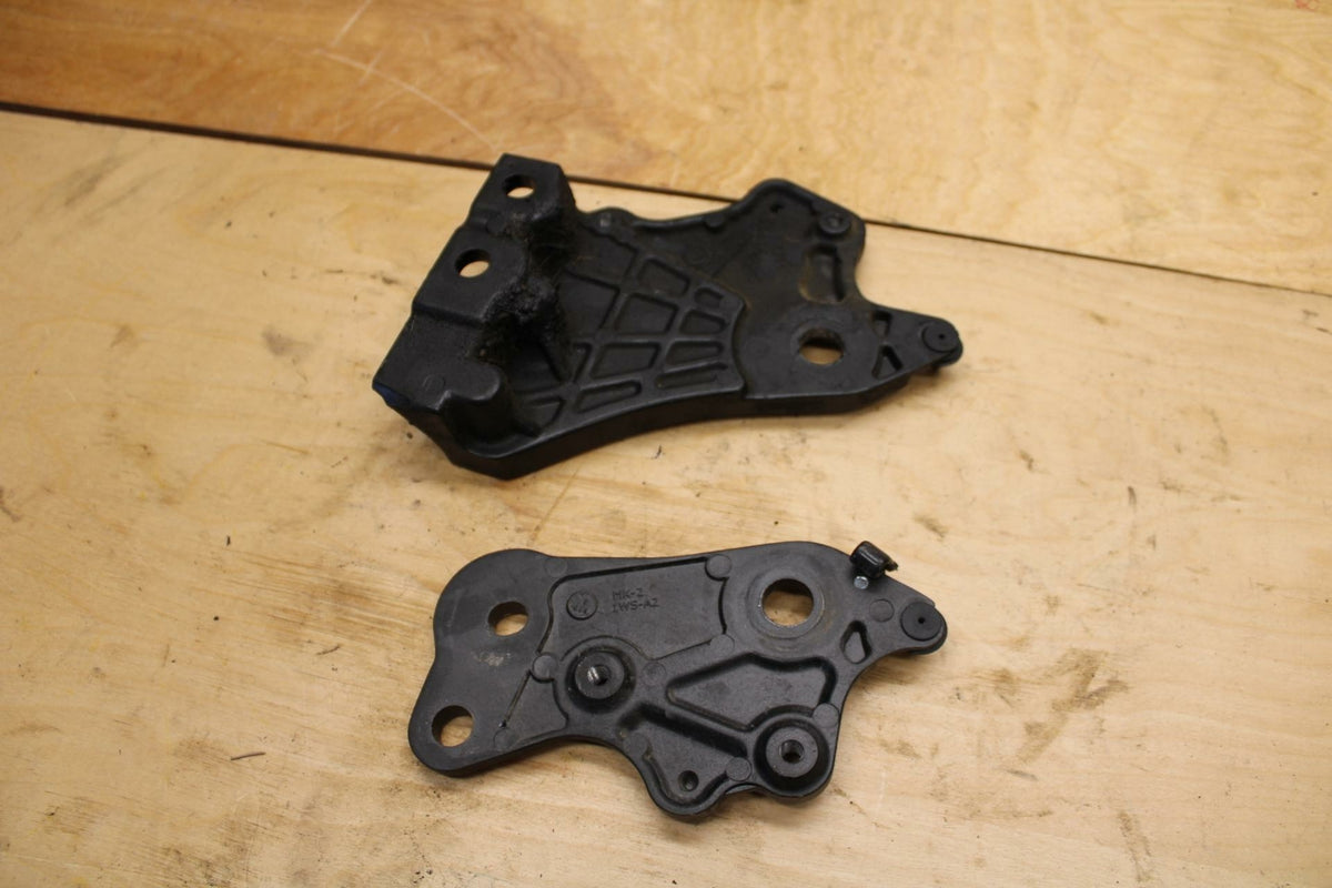18-21 YAMAHA XSR700 LEFT RIGHT REARSET REAR SET DRIVER PEG BRACKETS MOUNTS BB323