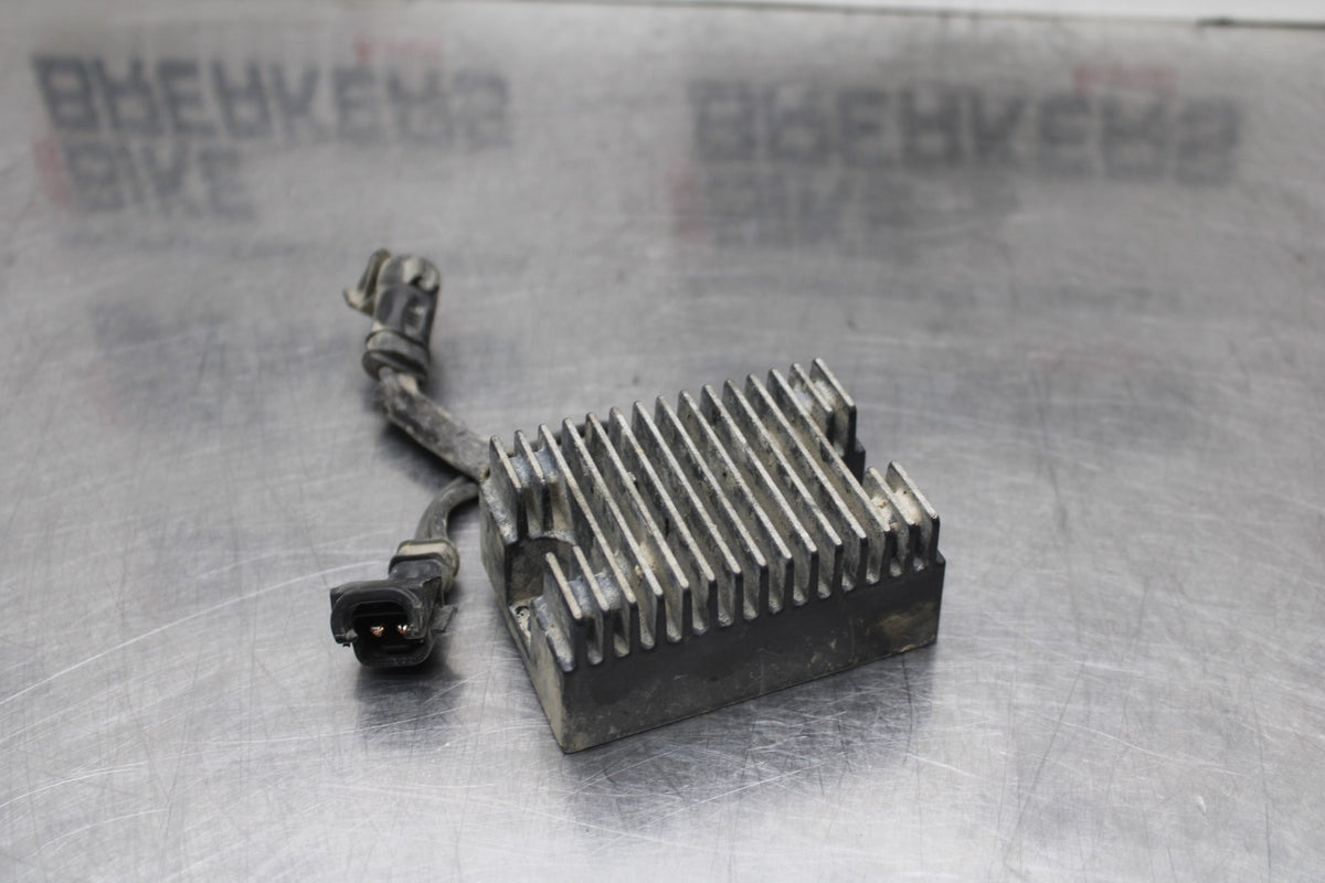 07 HARLEY-DAVIDSON SPORTSTER 1200 XL1200C RECTIFIER VOLTAGE REGULATOR  BB833