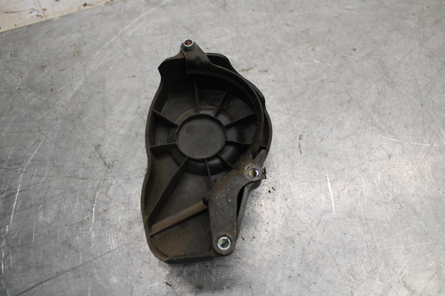 2008 Kawasaki Ninja ZX10R ZX1000E ENGINE SPROCKET COVER 14026-0054 BB524