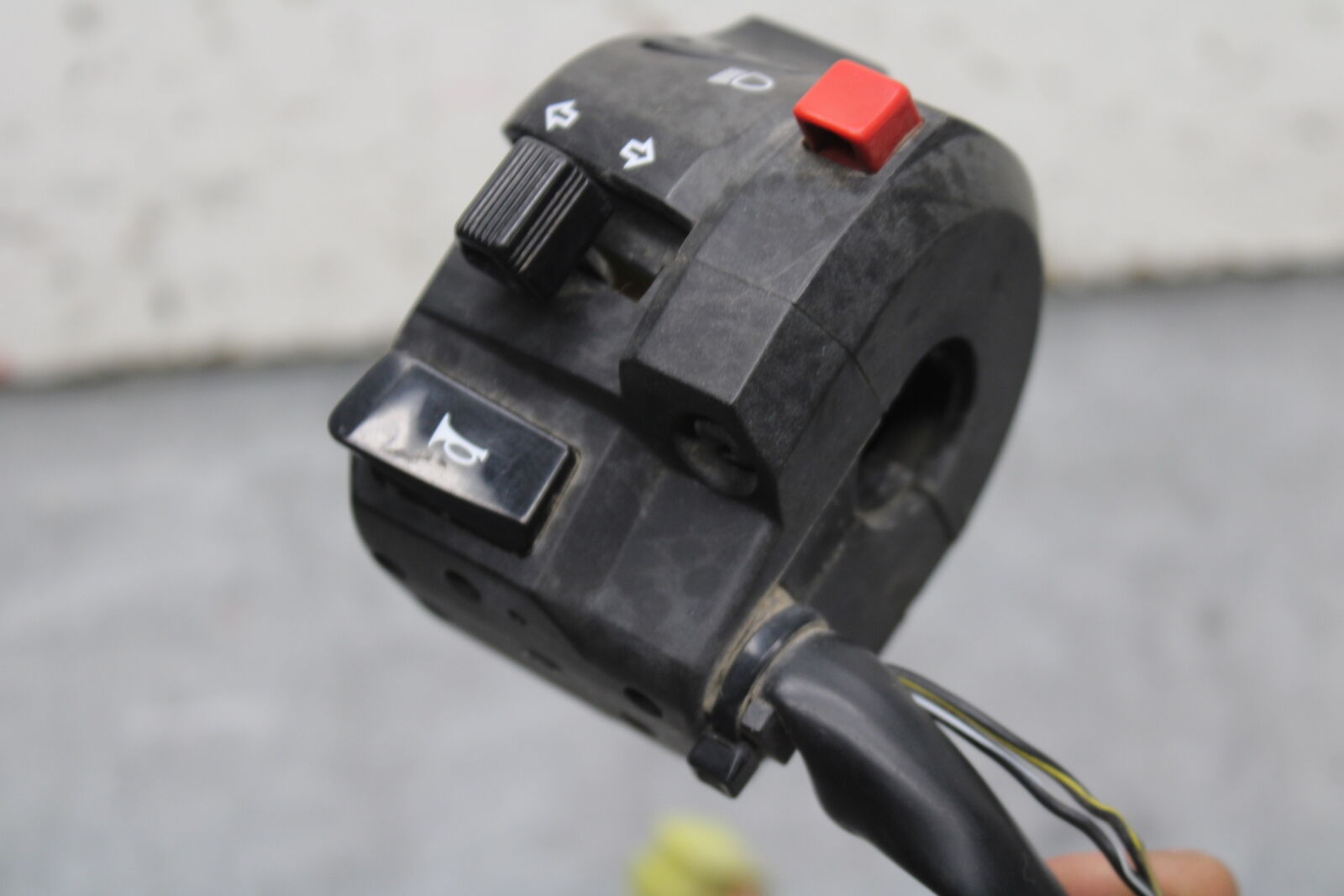 08-10 SUZUKI GSXR 600 LEFT CLIP ON HANDLE HORN SIGNALS SWITCH SWITCHES  BB721