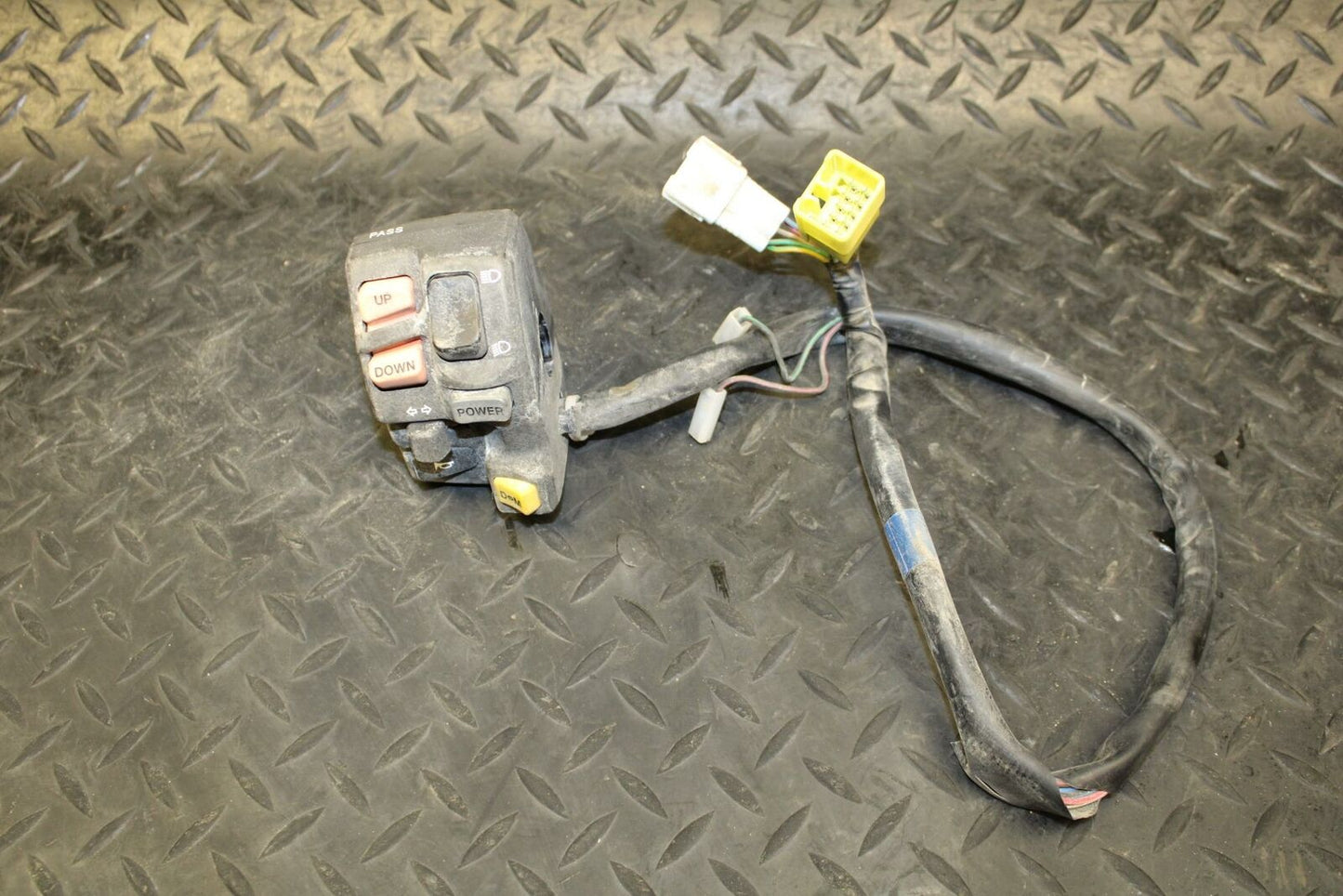 07 SUZUKI BURGMAN 650 LEFT HANDLE SWITCHES HORN SIGNALS SWITCH  BB183
