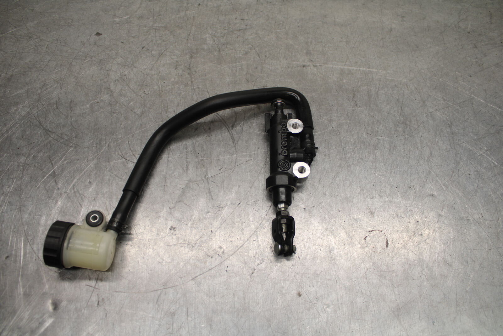 14-17 YAMAHA FZ09 REAR BACK BRAKE MASTER CYLINDER W RESERVOIR BB111