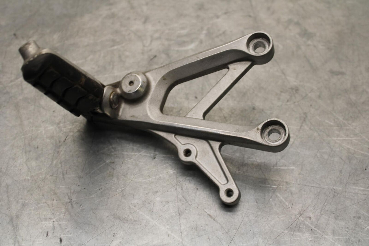 2000 Honda CBR600F4 LEFT REARSET REAR SET DRIVER FOOT PEG REST STOP BB552
