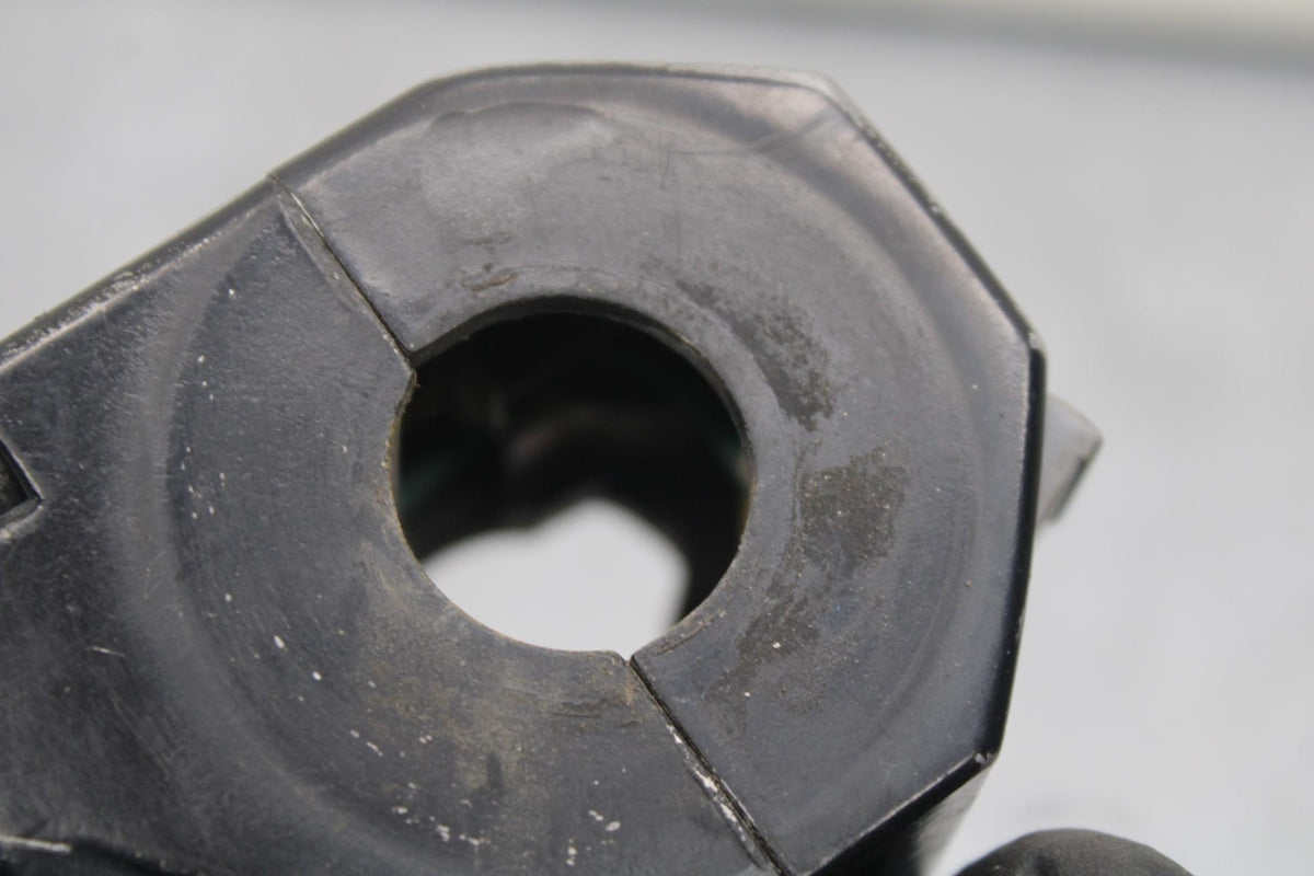 1988 Yamaha FZ600 LEFT CLIP ON HANDLE HORN SIGNALS SWITCH  BB601