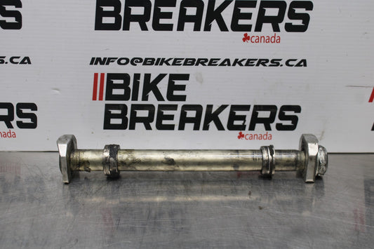 08-10 SUZUKI GSXR 600 REAR AXLE BACK WHEEL RIM PIVOT BOLT AXEL BB765