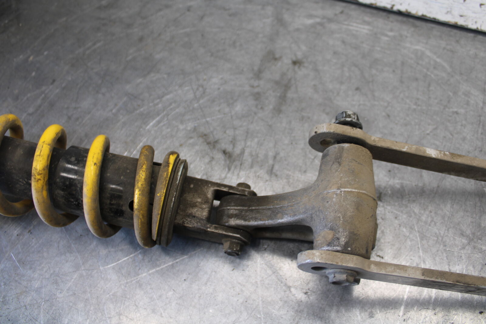 06-07 SUZUKI GSXR 600 REAR BACK SHOCK ABSORBER SUSPENSION BB694