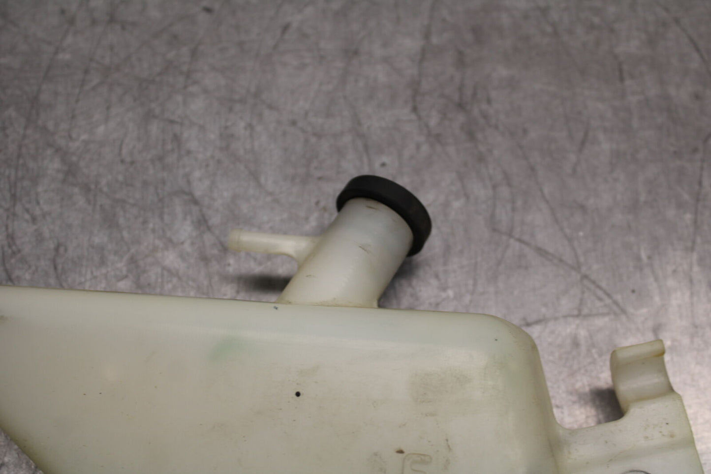 08-10 SUZUKI GSXR750 COOLANT WATER TANK RESERVOIR BOTTLE BB113