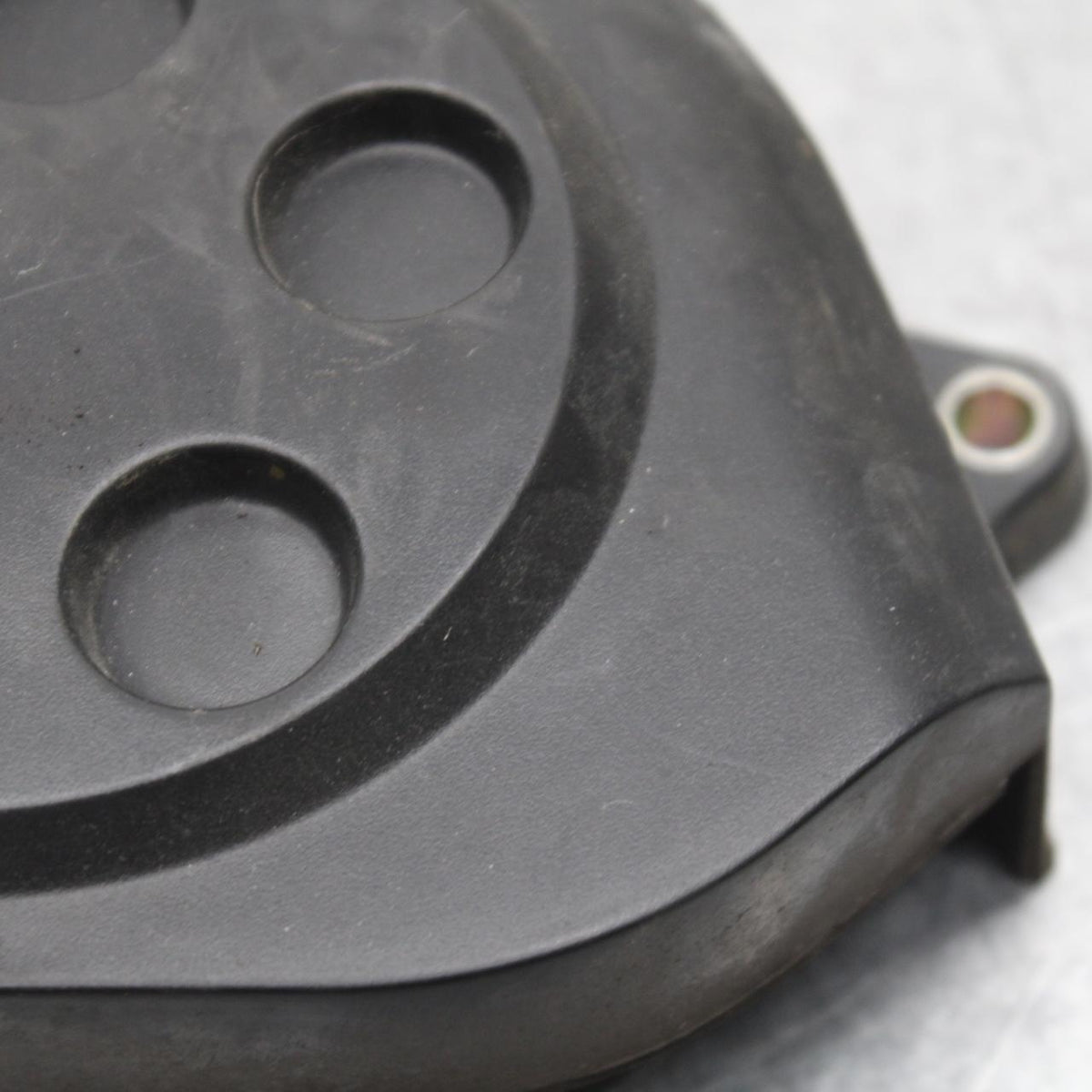 01-06 HONDA CBR600F4I ENGINE SPROCKET COVER BB644