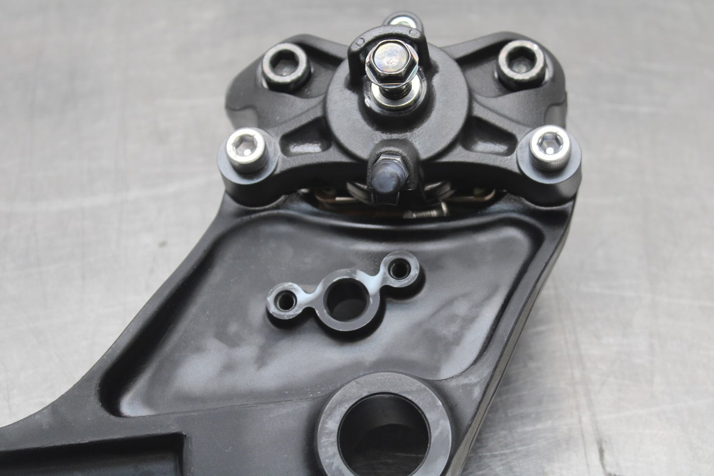 23-24 KAWASAKI NINJA ZX14R REAR BACK BRAKE CALIPER W MOUNT BRACKET BB764