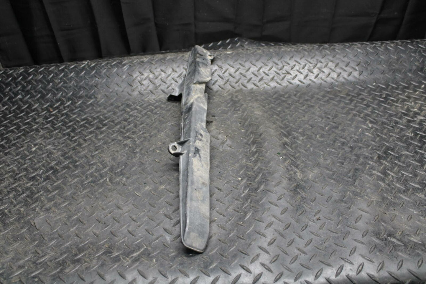 03-04 HONDA CBR600RR REAR BACK DRIVE CHAIN GUARD COVER SHIELD BB200