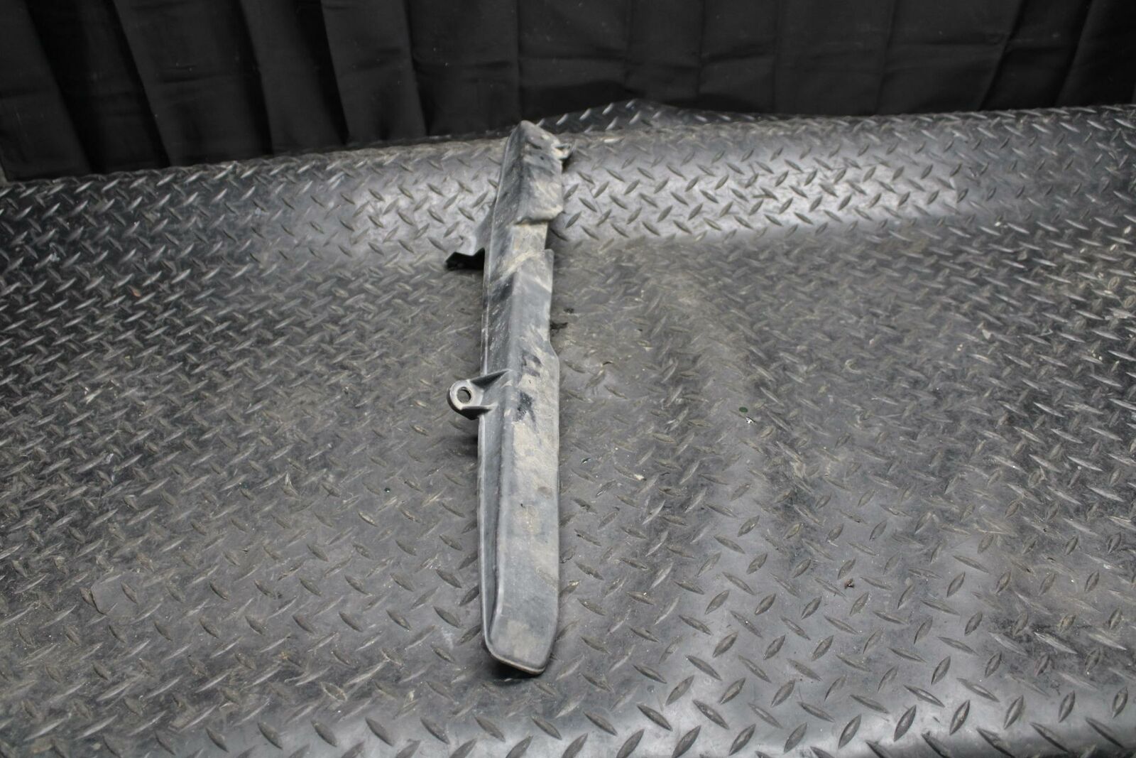 03-04 HONDA CBR600RR REAR BACK DRIVE CHAIN GUARD COVER SHIELD BB200