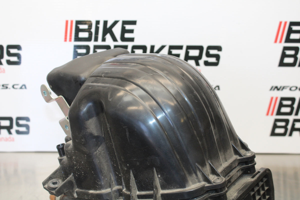 15-16 HONDA CB300F AIRBOX AIR INTAKE FILTER BOX BB150