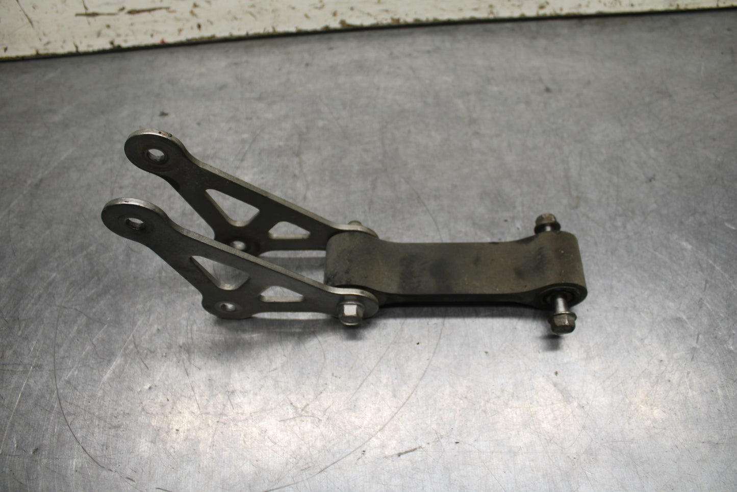 12-13 KAWASAKI Z1000 REAR DOGBONE SHOCK LINKAGE LINK BB743