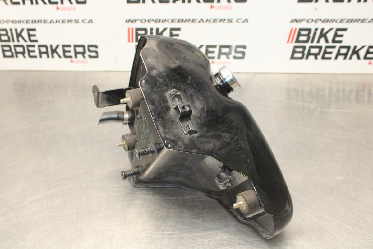 04-16 HARLEY-DAVIDSON SPORTSTER 883 ENGINE MOTOR BOTTOM OILTANK BB680