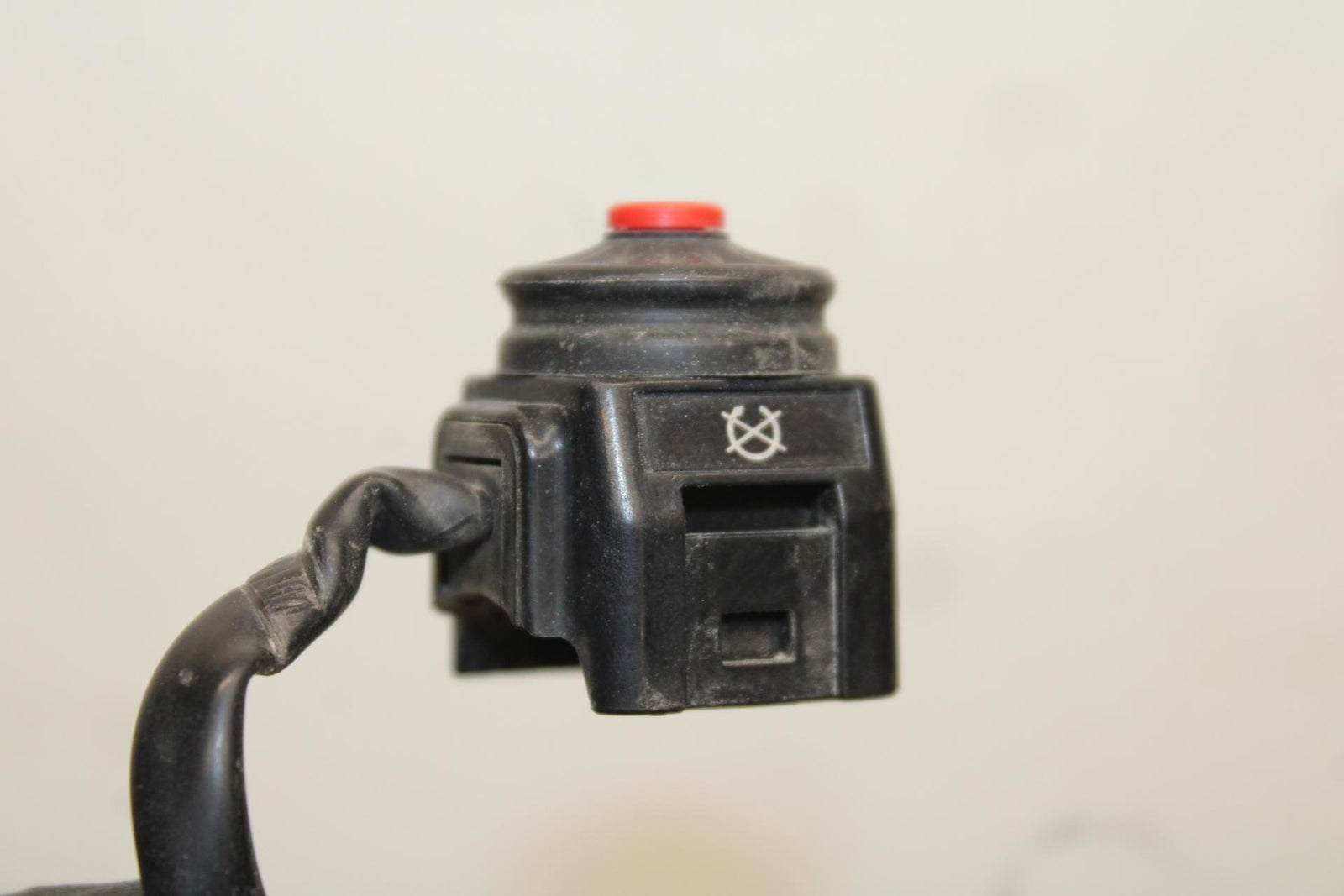 13 KTM 350 SXF KILL OFF SWITCH BUTTON BB104