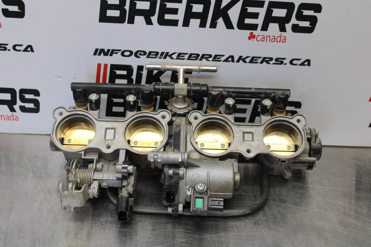 15-17 YAMAHA YZF R1 MAIN FUEL INJECTORS / THROTTLE BODIES BB190