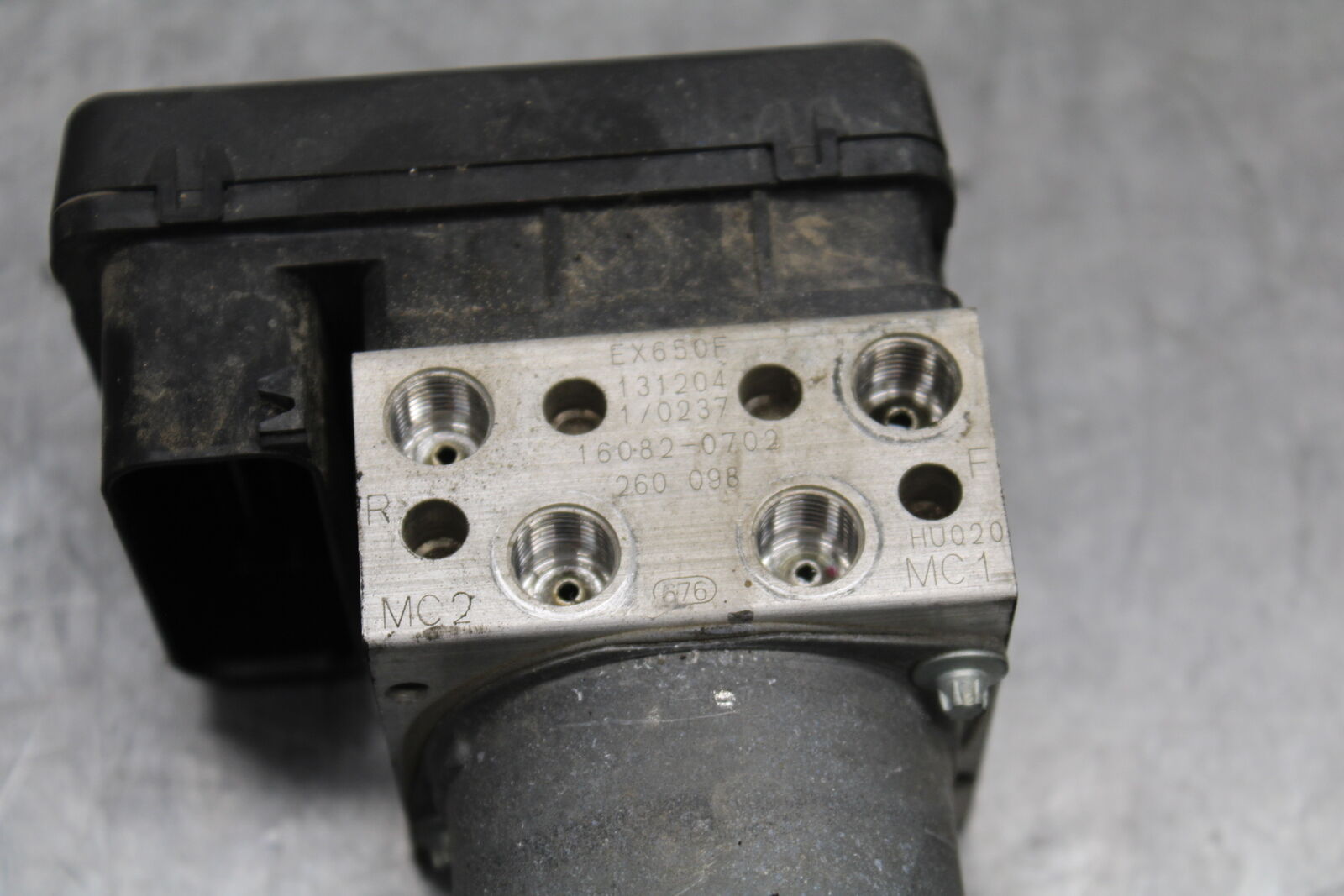 14-15 KAWASAKI NINJA 650 EX650F ABS ABS PUMP UNIT MODULE BB741