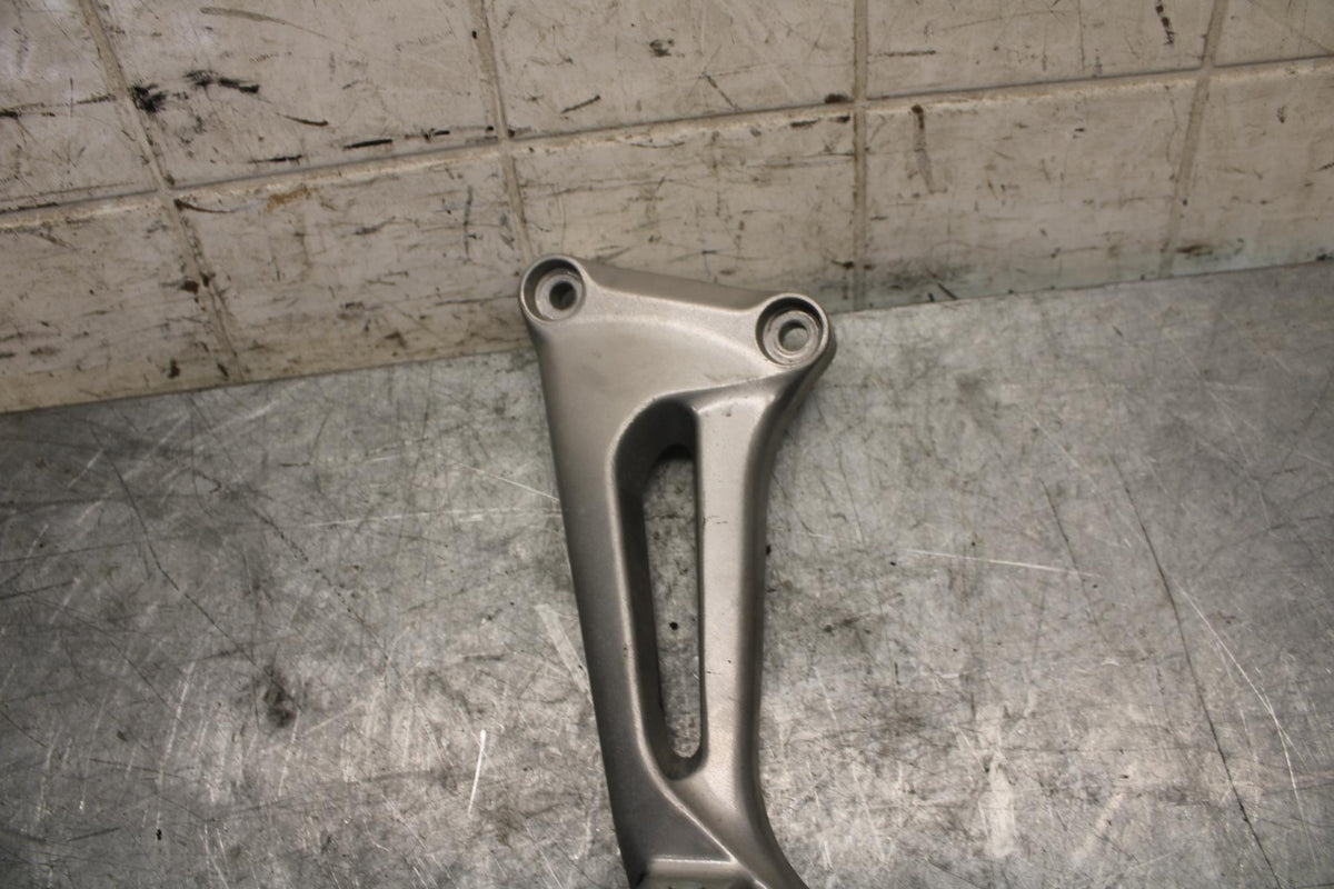 1999 Honda Super Hawk 1000 VTR1000F LEFT REAR BACK PASSENGER PEG BB51