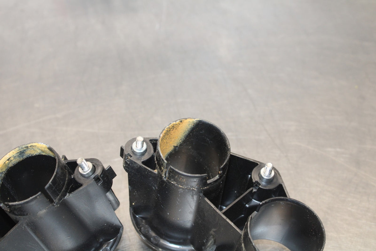 05-06 HONDA CBR600RR AIRBOX INTAKE VELOCITY STACKS BB893
