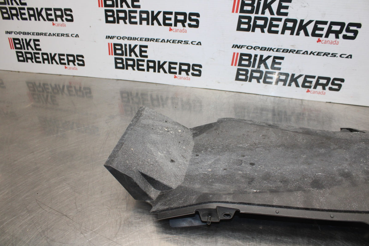 24 KAWASAKI NINJA 500 ABS REAR BACK TAIL UNDERTAIL FAIRING COWL FENDER BB818